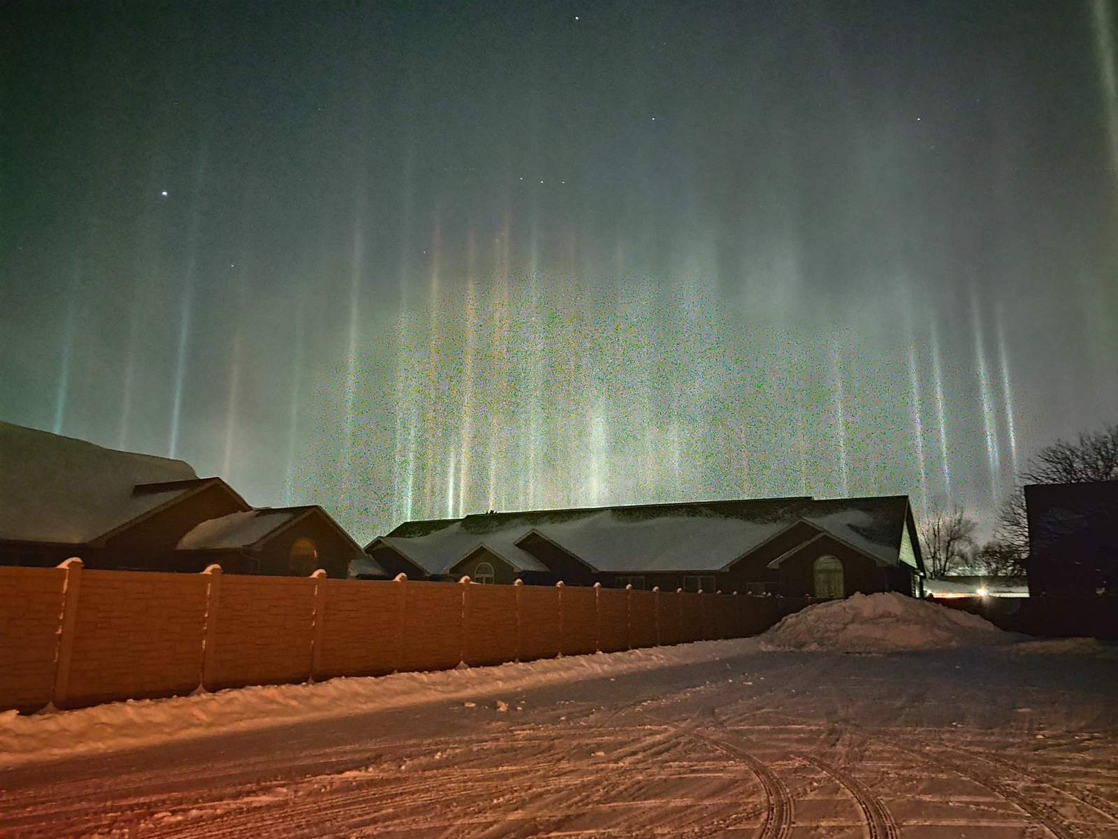 Beam me up, Scotty! Rare light pillars shine during Arctic blast