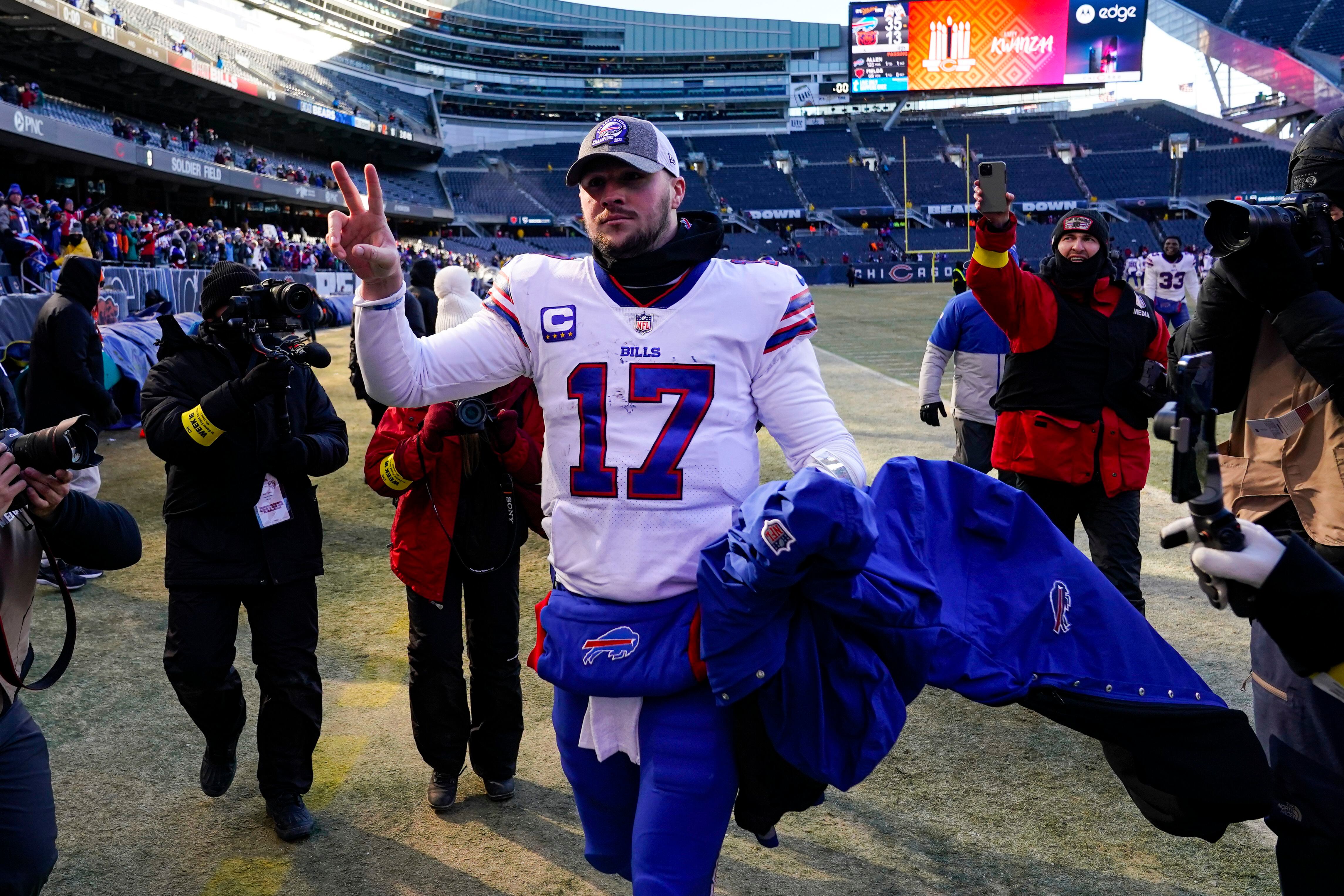 Bills' Devin Singletary opens second half with TD vs. Bears (video)