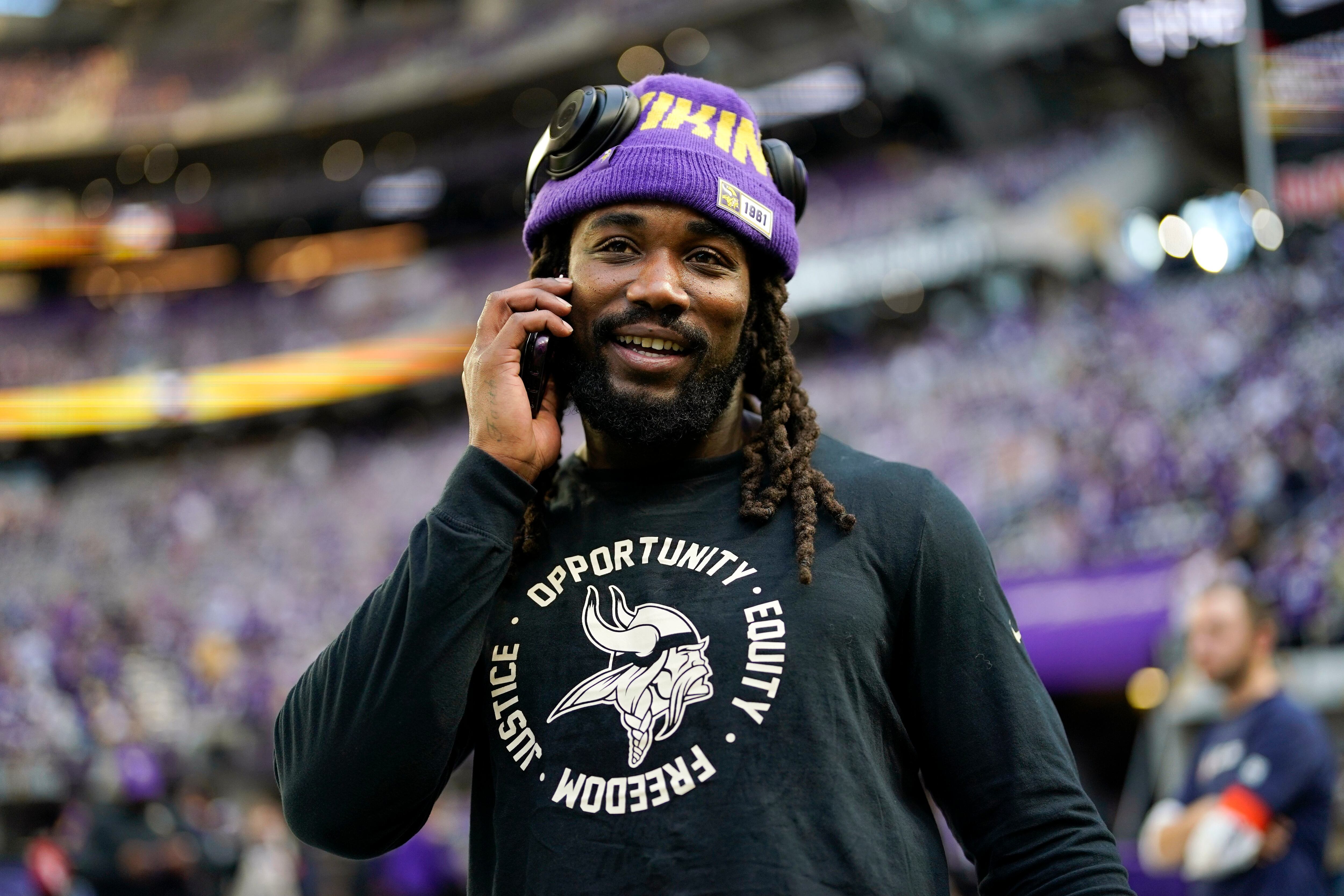 Minnesota Vikings releasing star running back Dalvin Cook for salary cap  reasons, AP source says – WANE 15