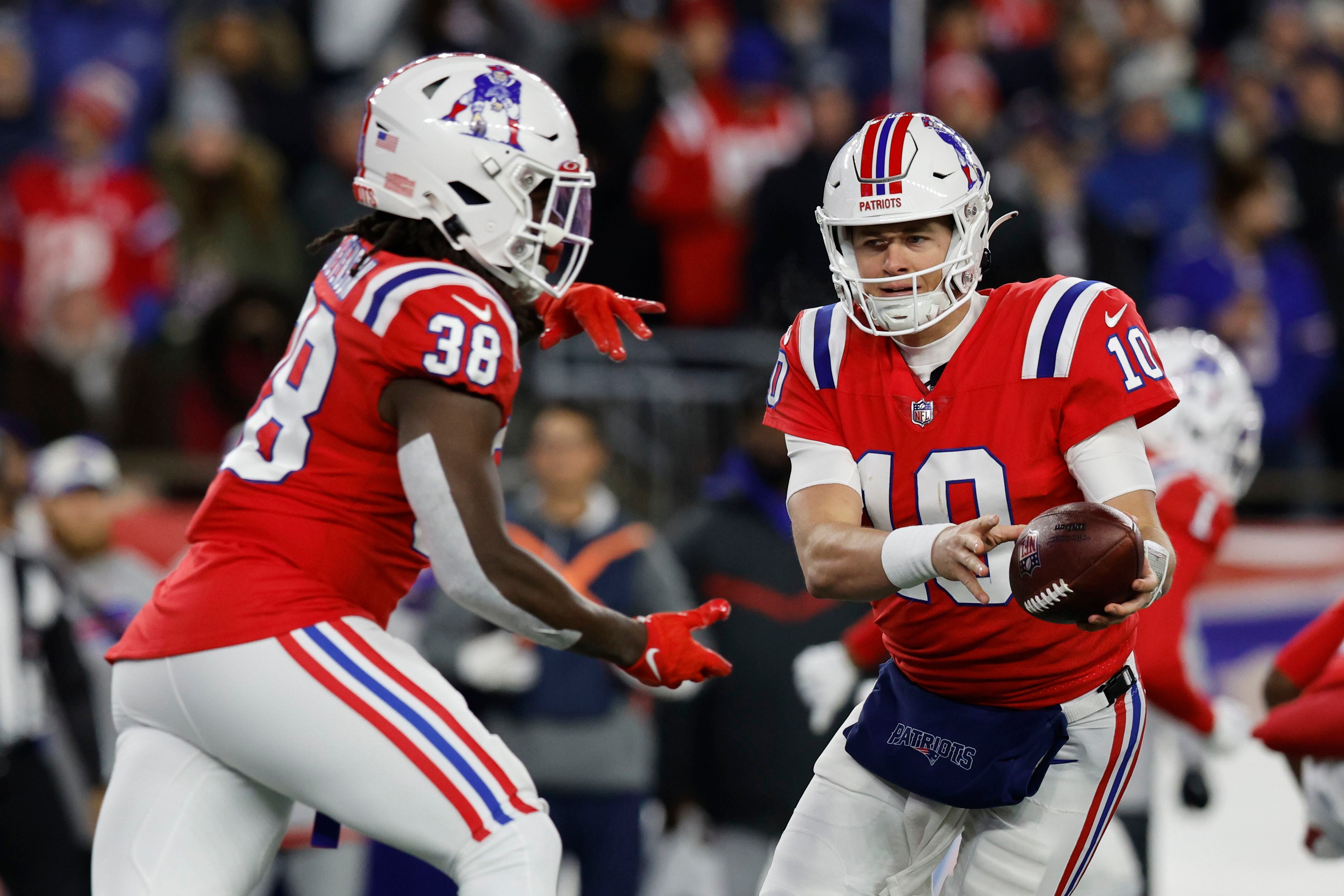 Josh Allen Throws for 2 TDs, Bills Beat Patriots 24-10