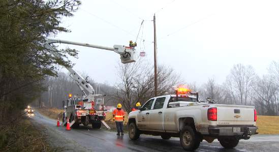 Thousands still without power, crews slowly making progress ahead of more winter weather