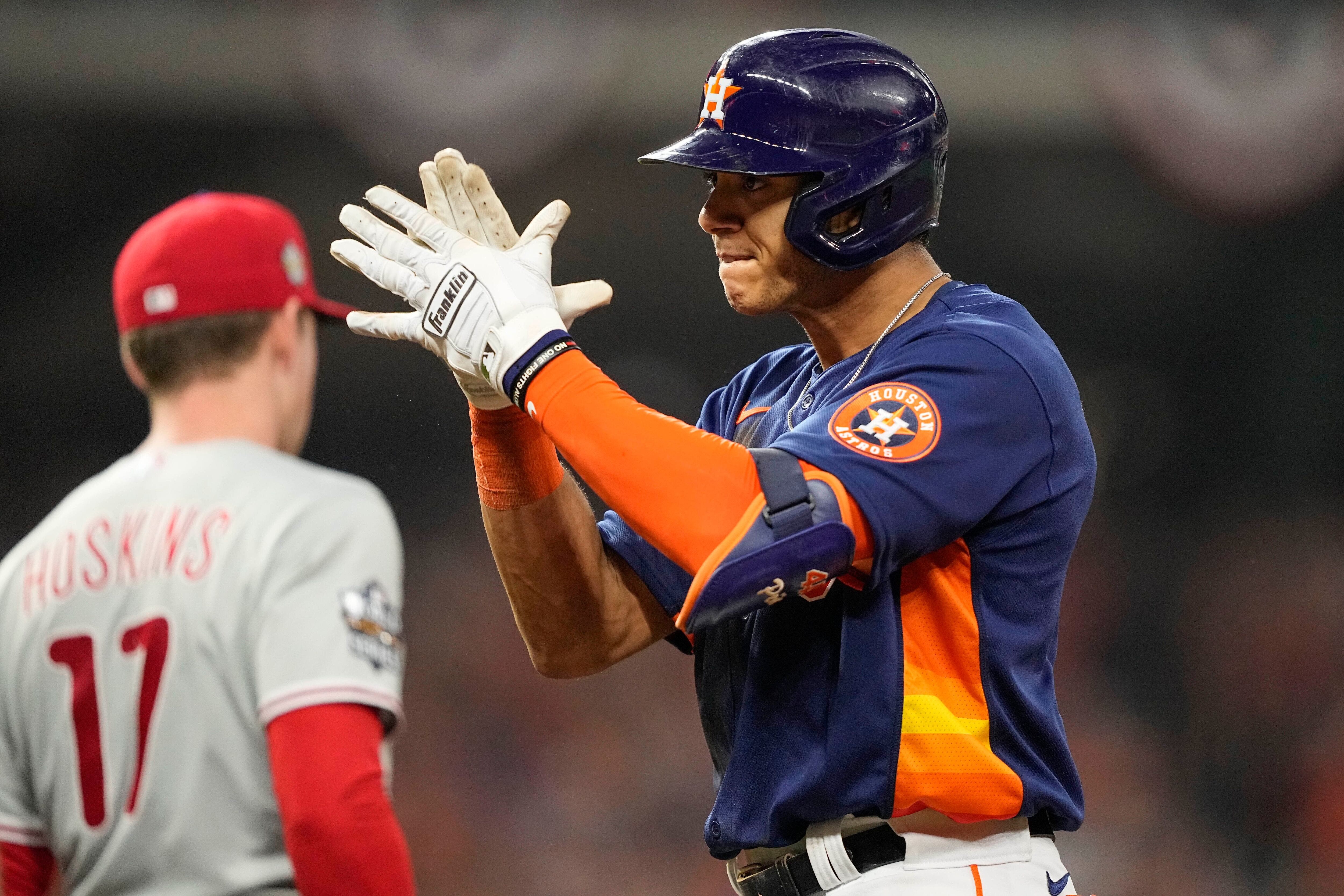 Astros rookie star Peña delivers again in World Series win – The