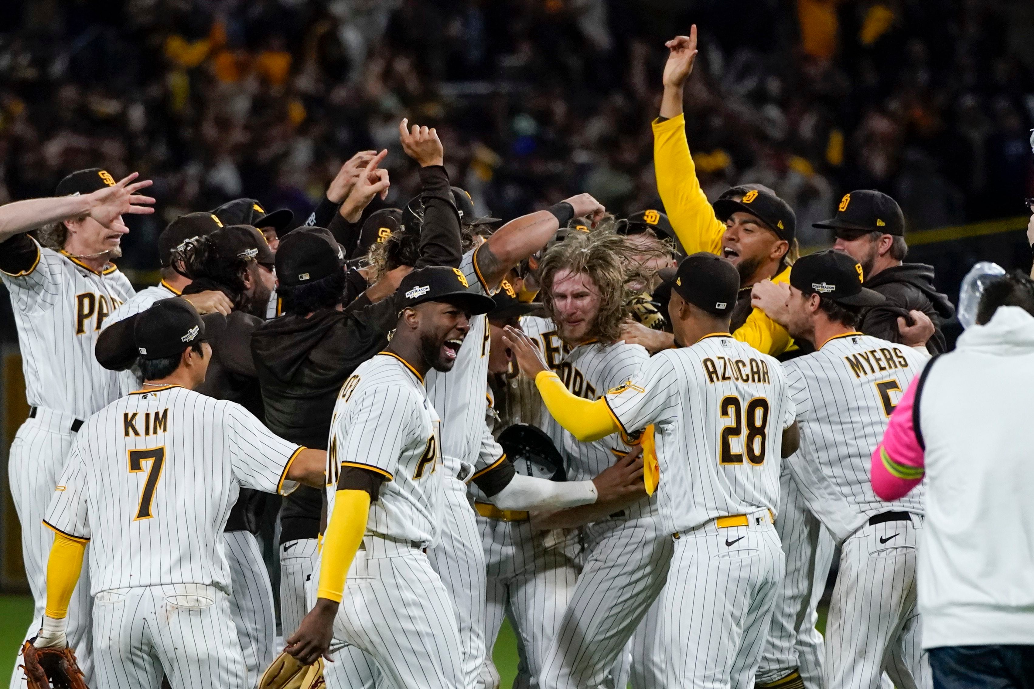 Padres stop Dodgers in Game 3, on verge of 1st NLCS since 1998