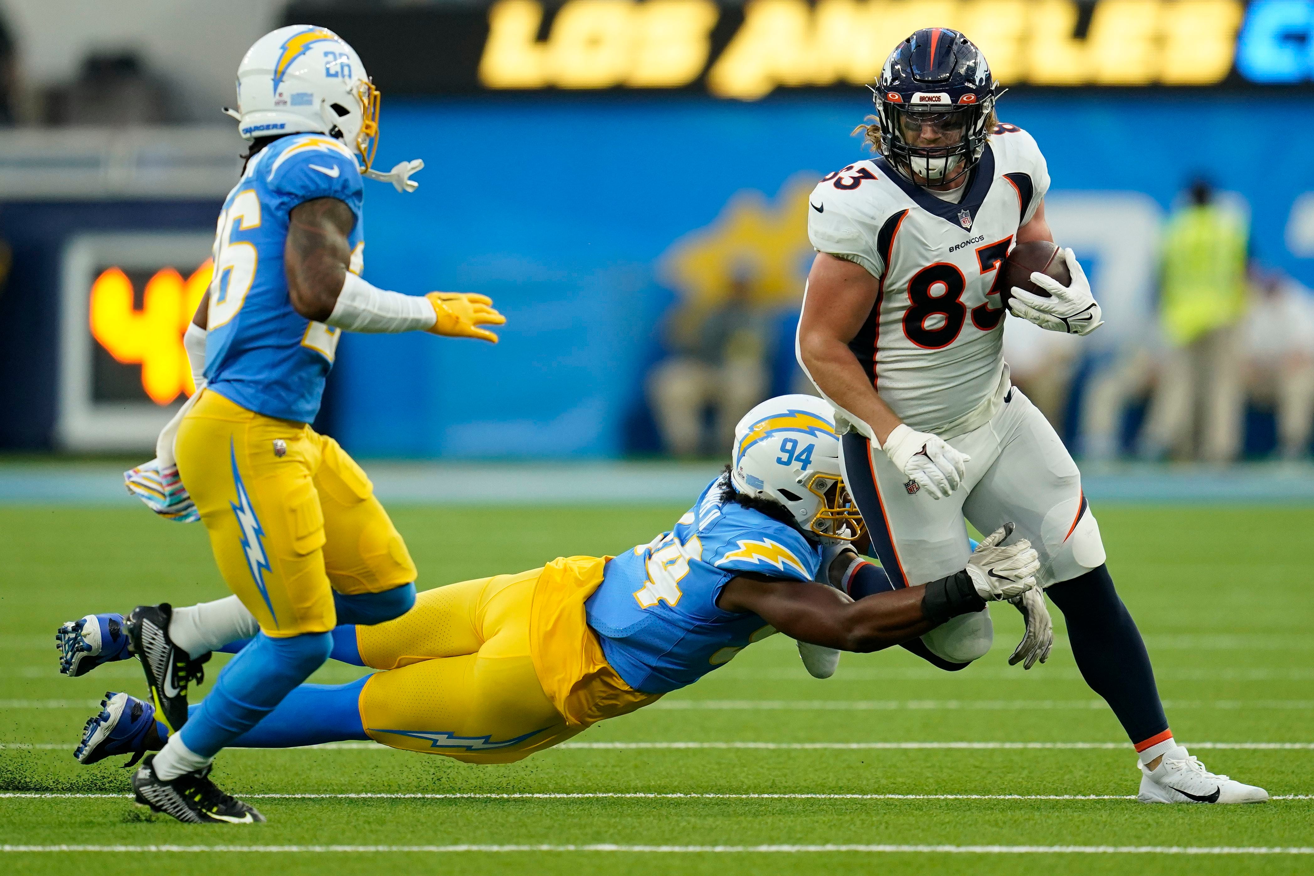 broncos vs los angeles chargers