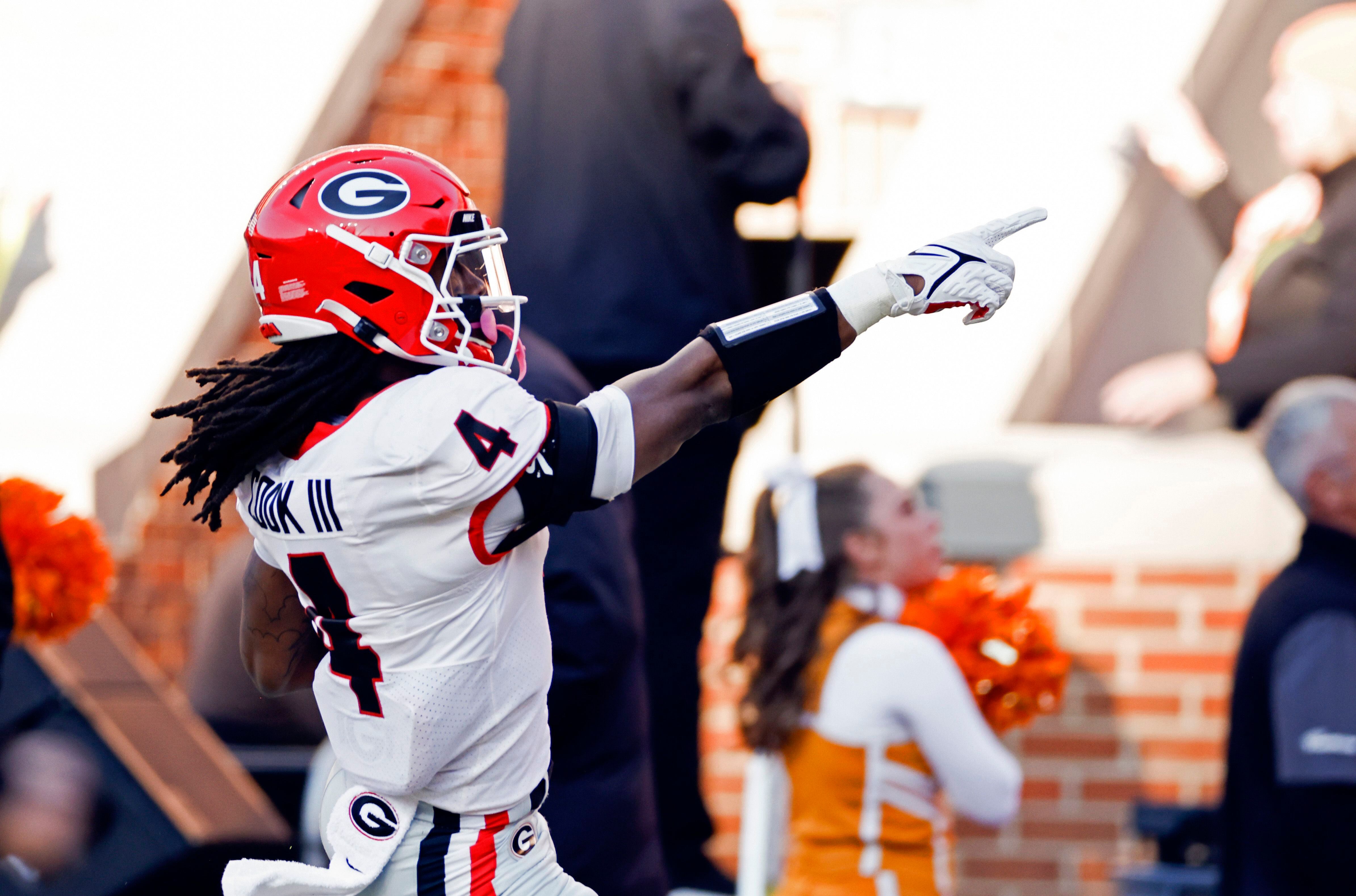 Georgia Southern Eagles running back Jalen White caps off drive with 3-yard  rush TD