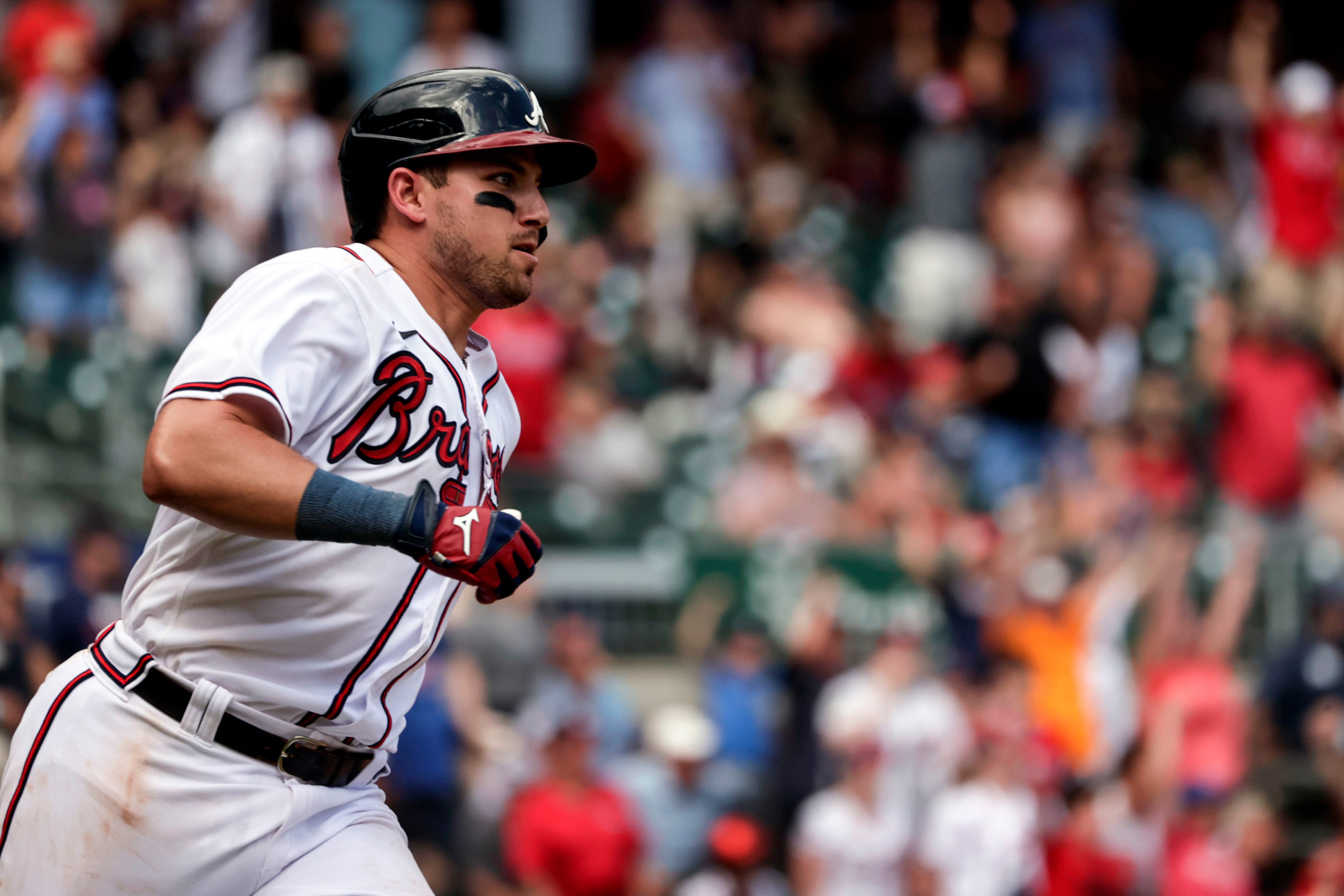 Austin Riley breaks Hank Aaron's record to cap historic July