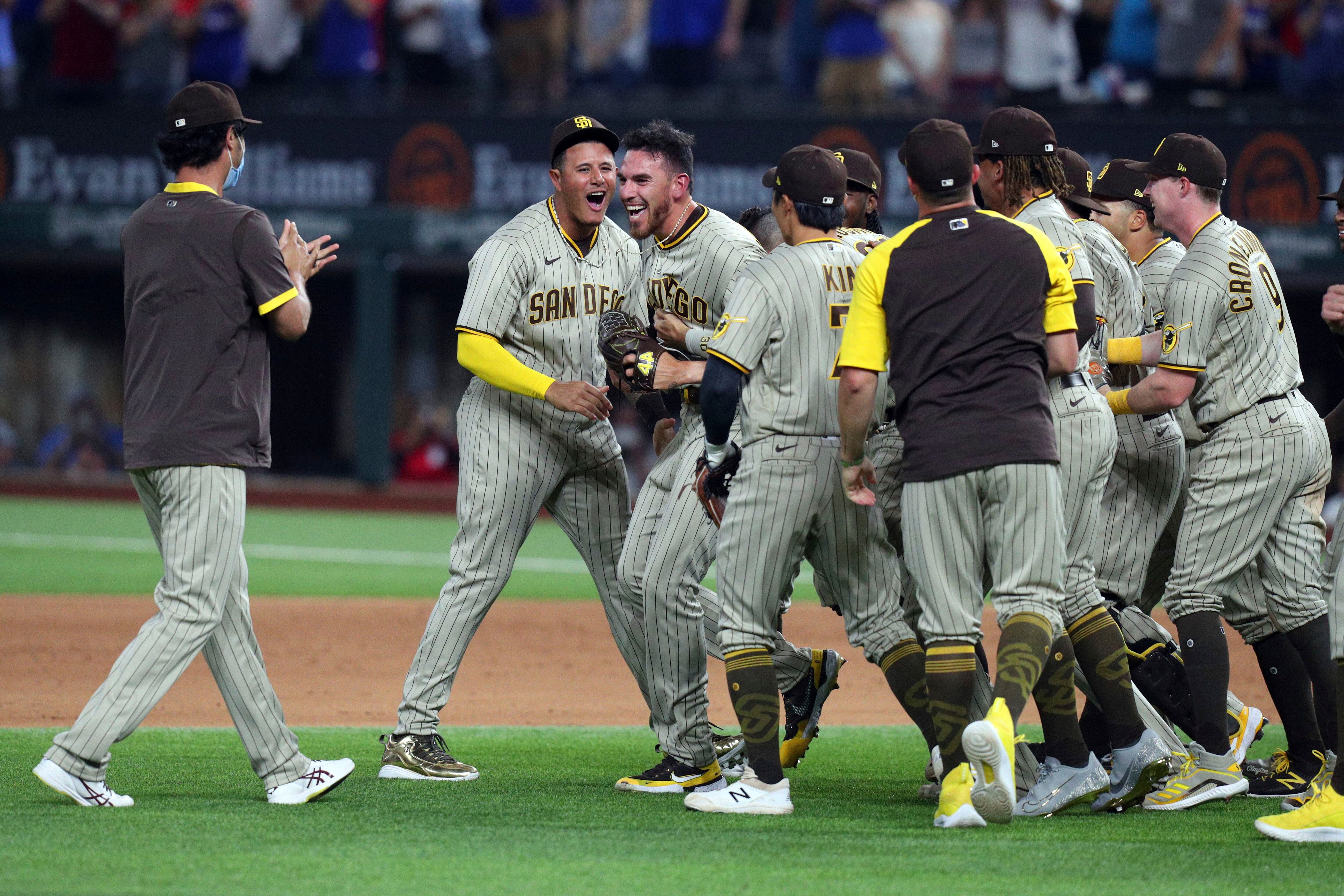 The San Francisco Giants make me happy like Idols in baseball