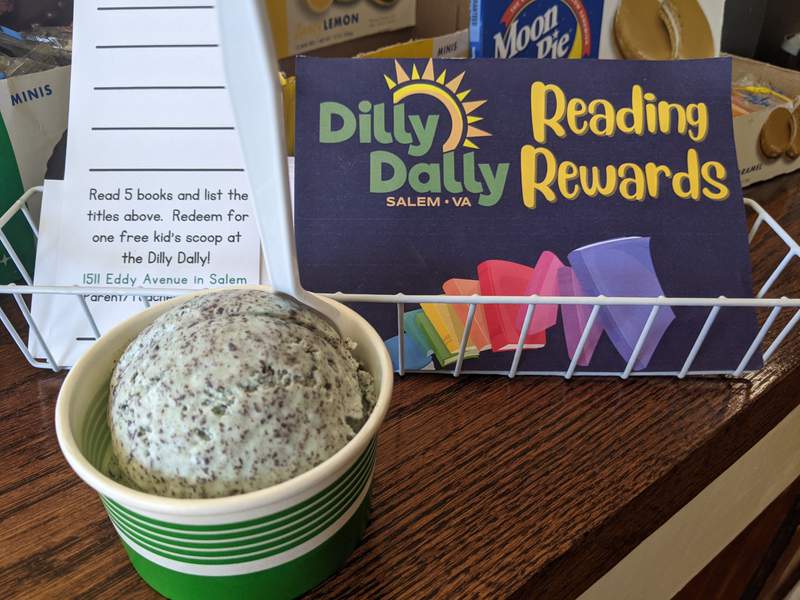 Salem shop offering free ice cream if you read five books