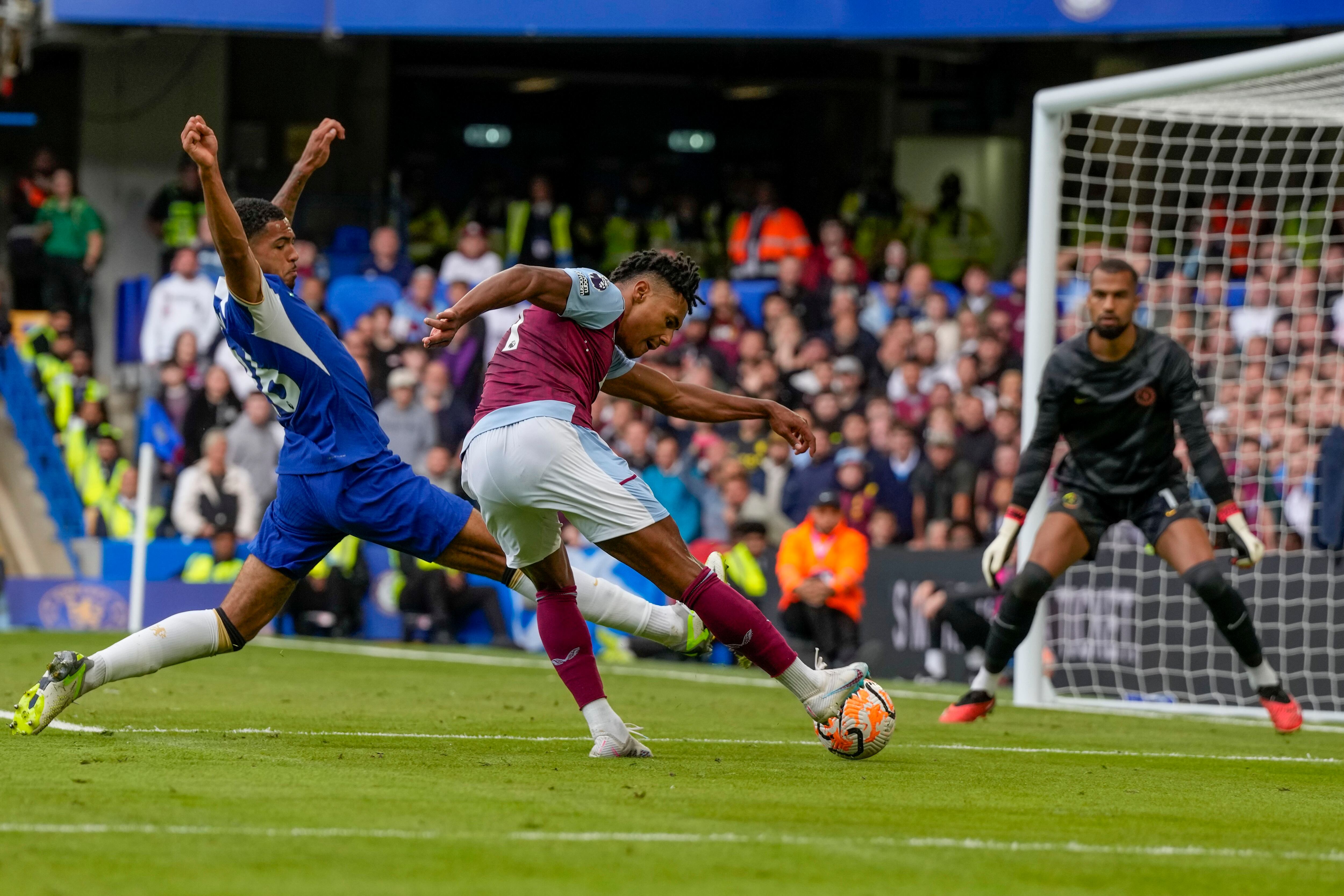 Pochettino's Chelsea loses again in Premier League. Spurs stay unbeaten  with 2-2 draw at Arsenal