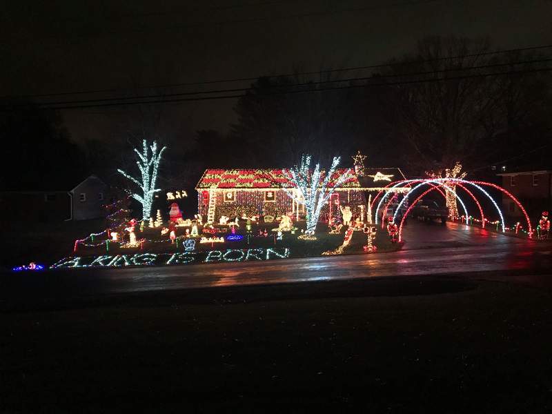 Lynchburg home with nearly 40,000 Christmas lights dazzles onlookers