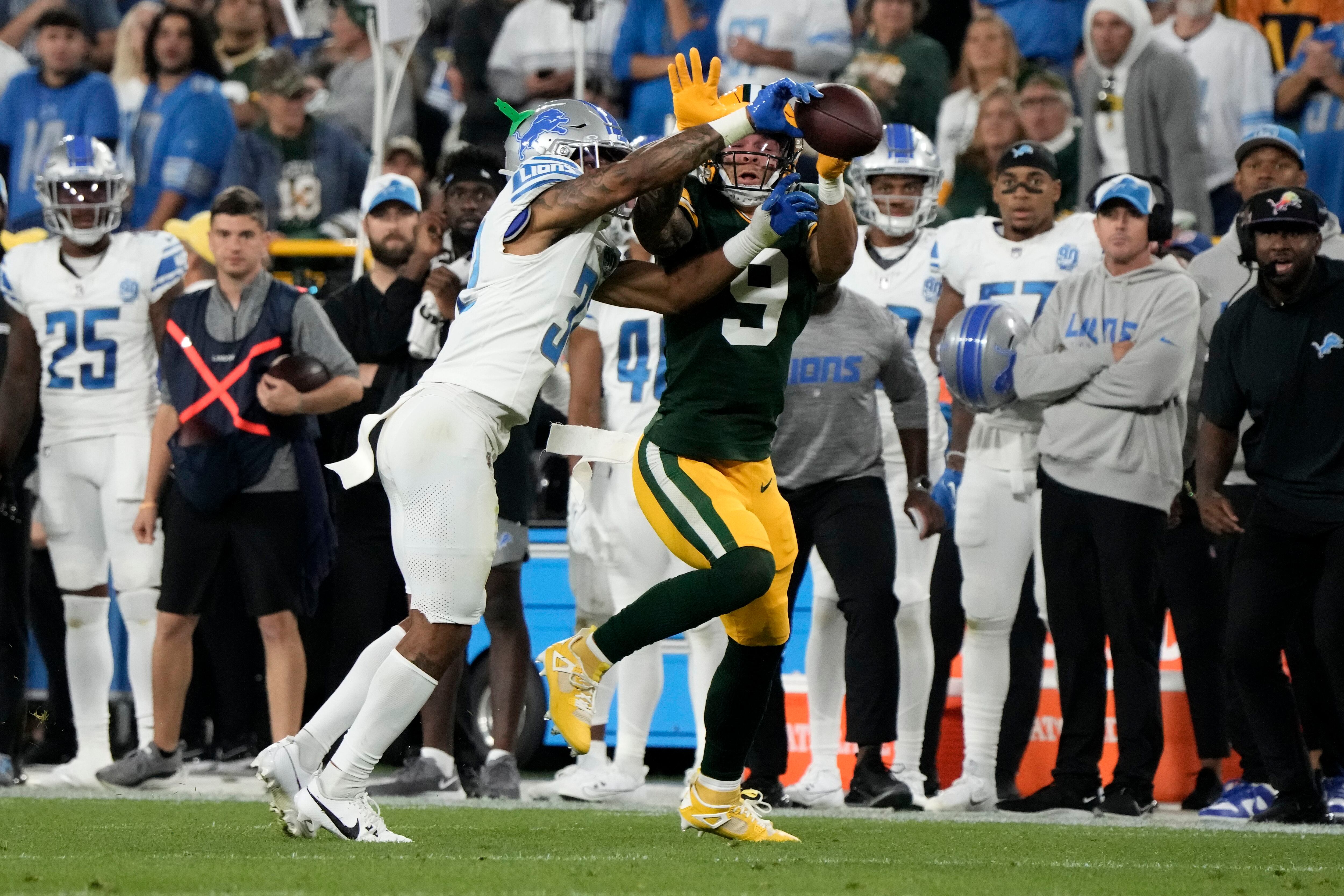 David Montgomery runs wild as Lions beat Packers 34-20 to take early  command of NFC North