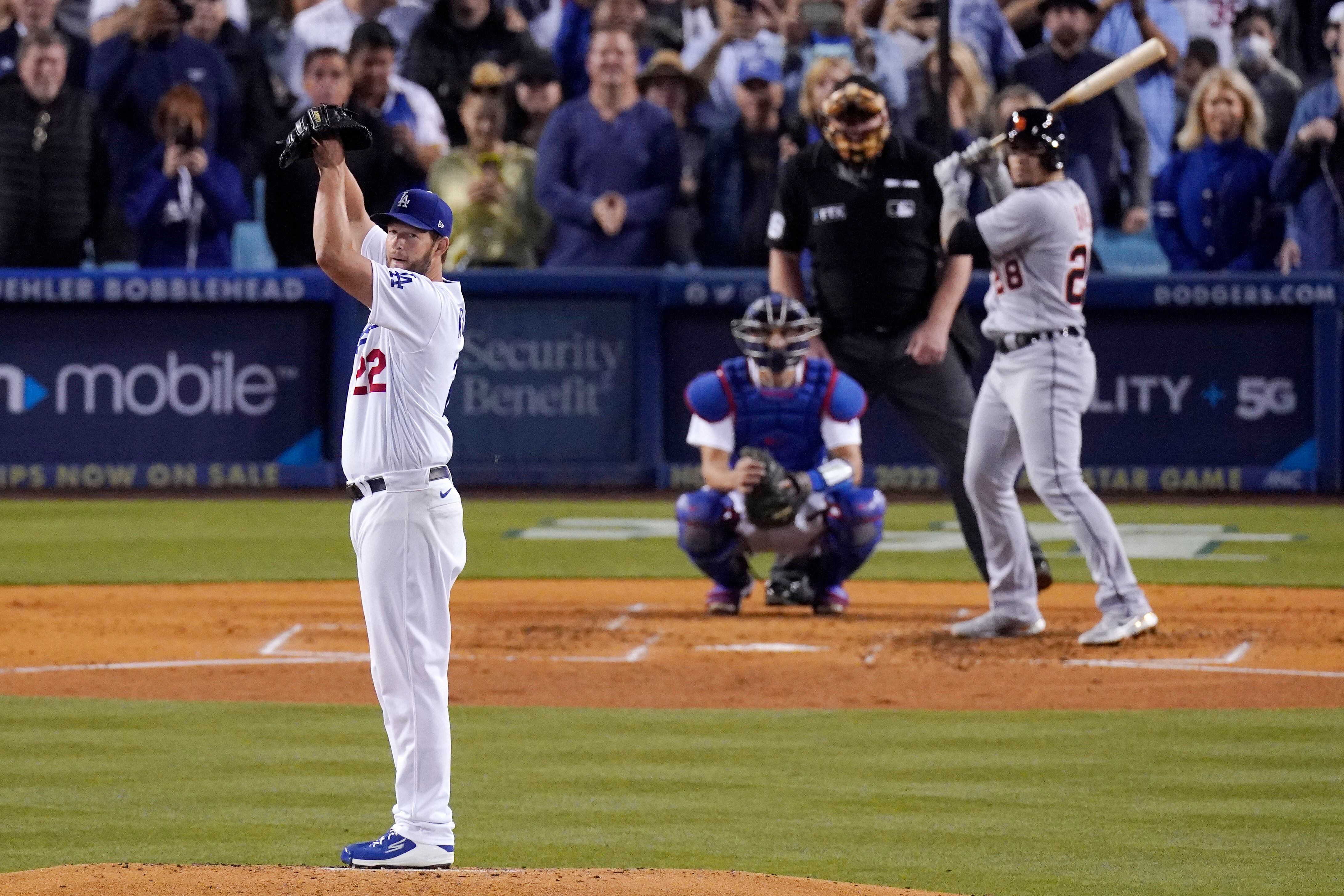 Dodgers Roster: Victor Gonzalez Placed On Injured List, Garrett Cleavinger  Recalled