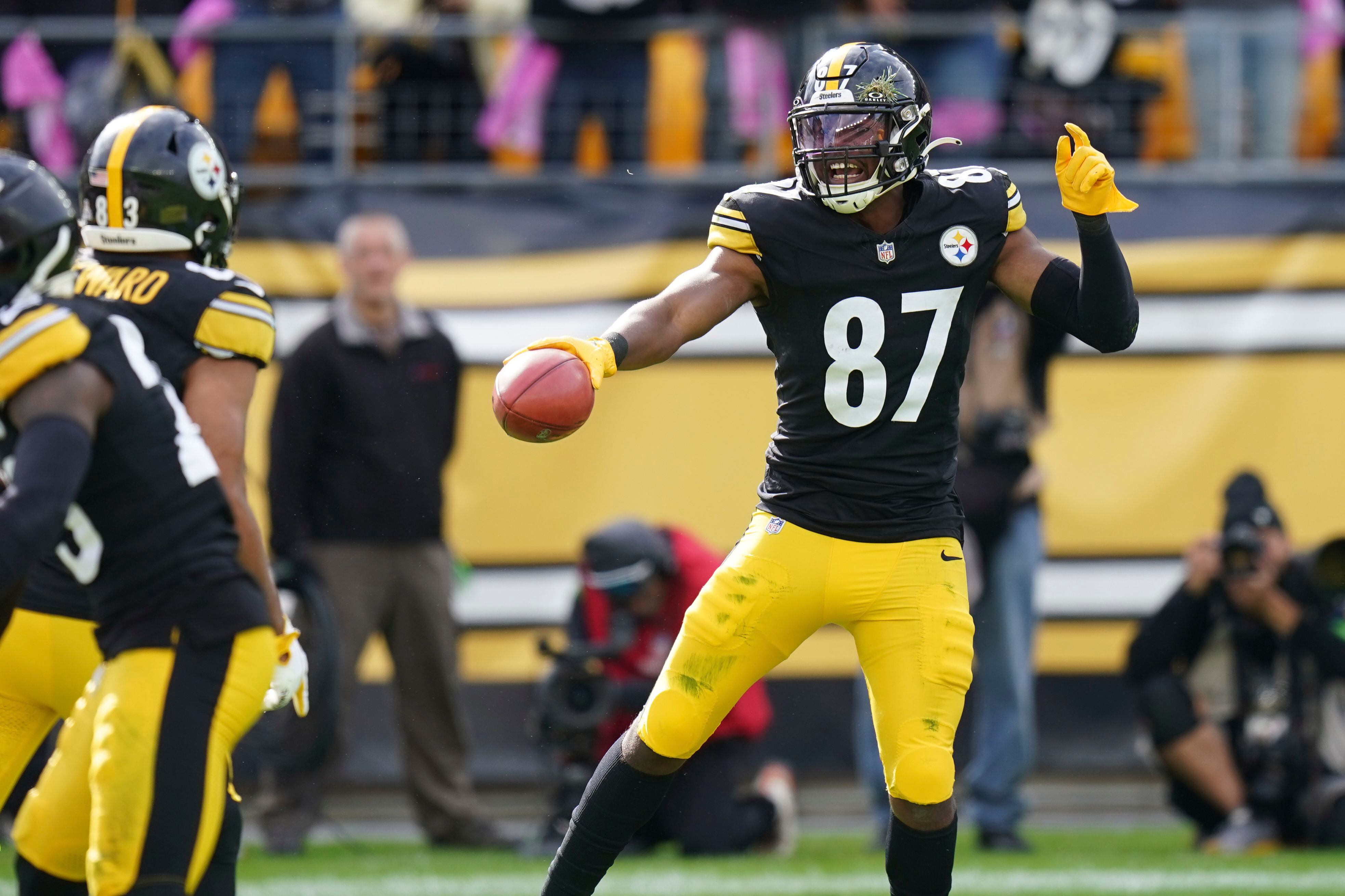 Pittsburgh Steelers on X: Our schedule for your lock screen 