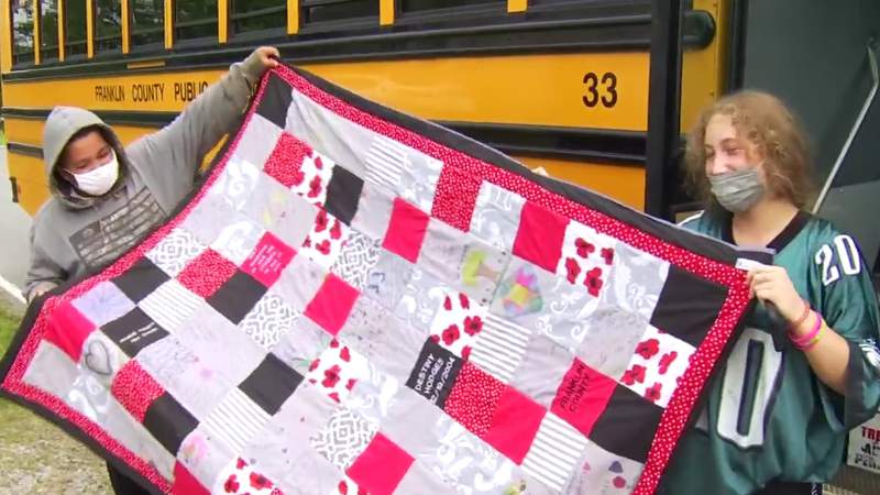 Franklin County bus driver gifts quilt to mother of teen killed in car crash