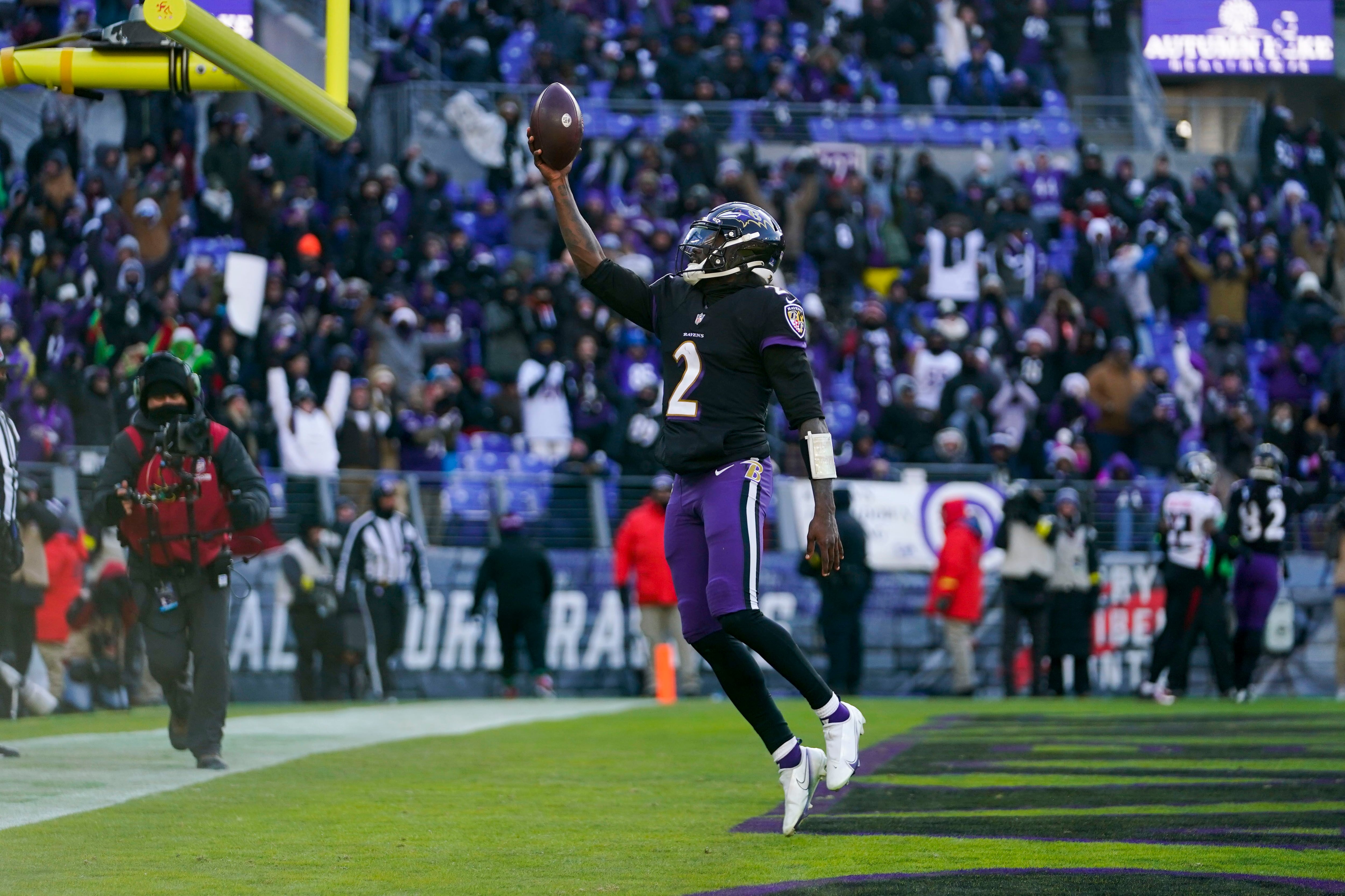 Ravens defeat Falcons, clinch playoff spot