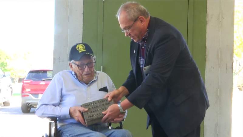103-year-old veteran honored at National D-Day Memorial in Bedford