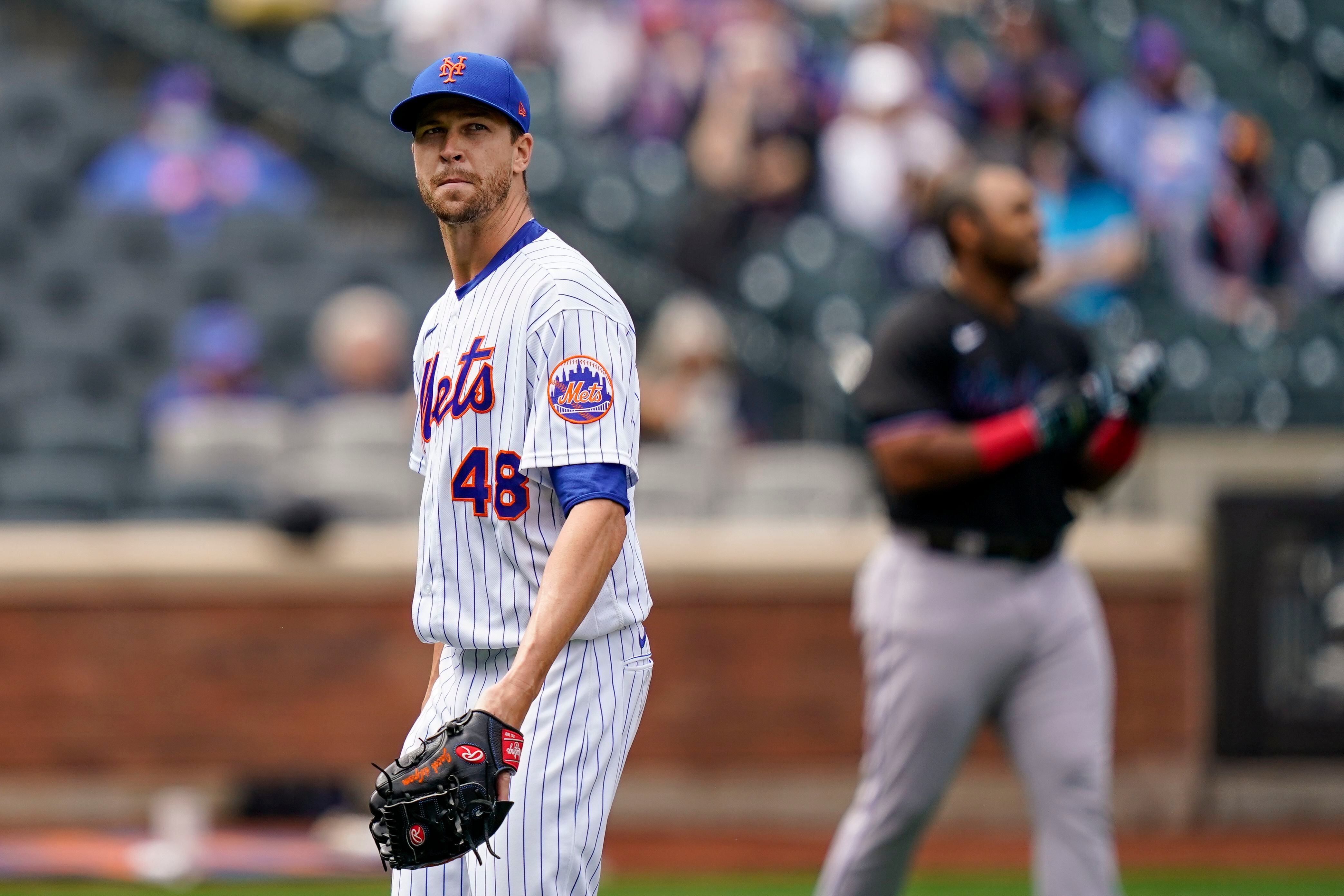 Mets' Jacob deGrom Continues Historic Run 