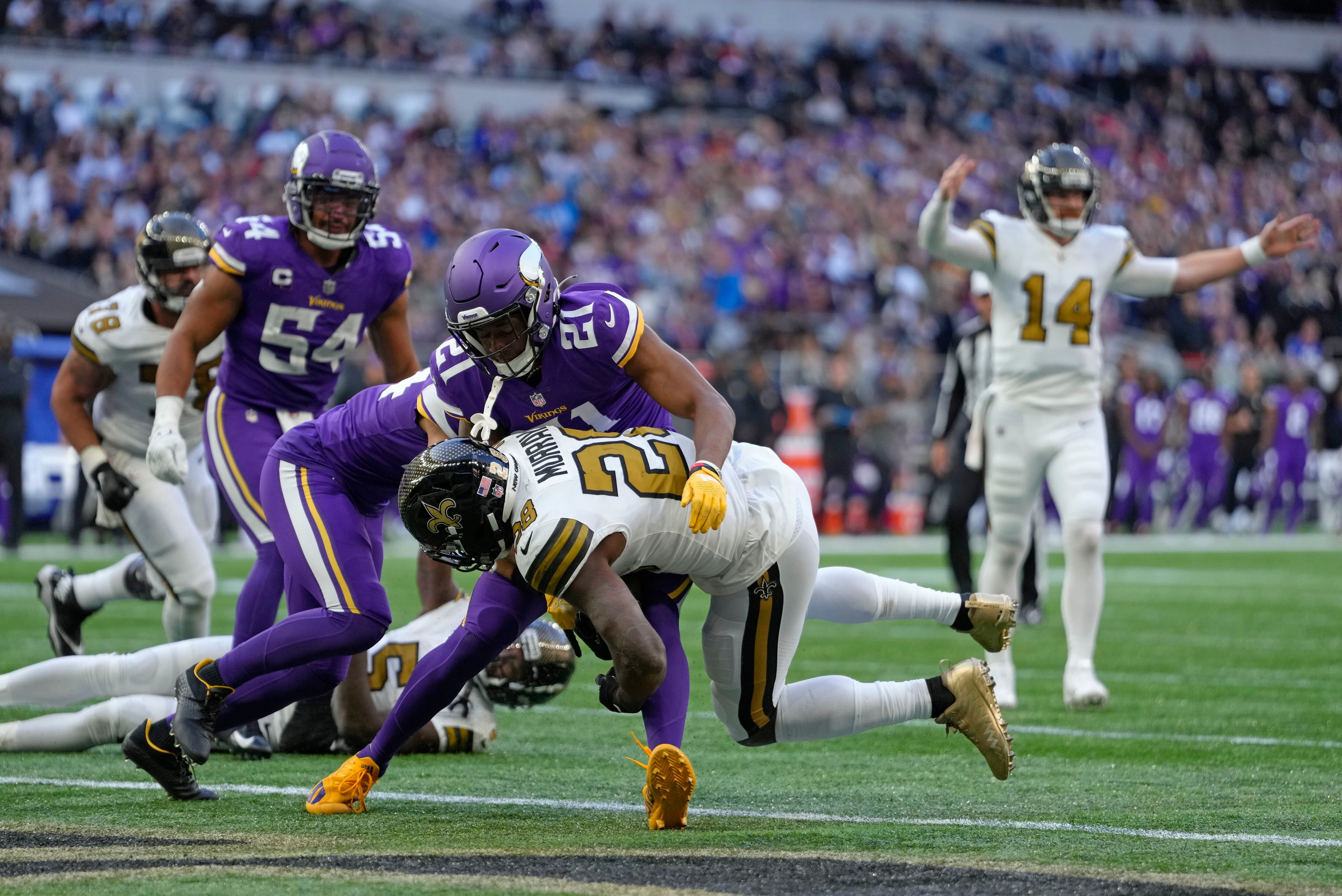 Vikings RB Alexander Mattison ties game with impressive touchdown