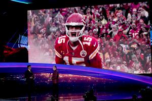 Super Bowl 2020: Patrick Mahomes leaves 49ers' Nick Bosa in tears