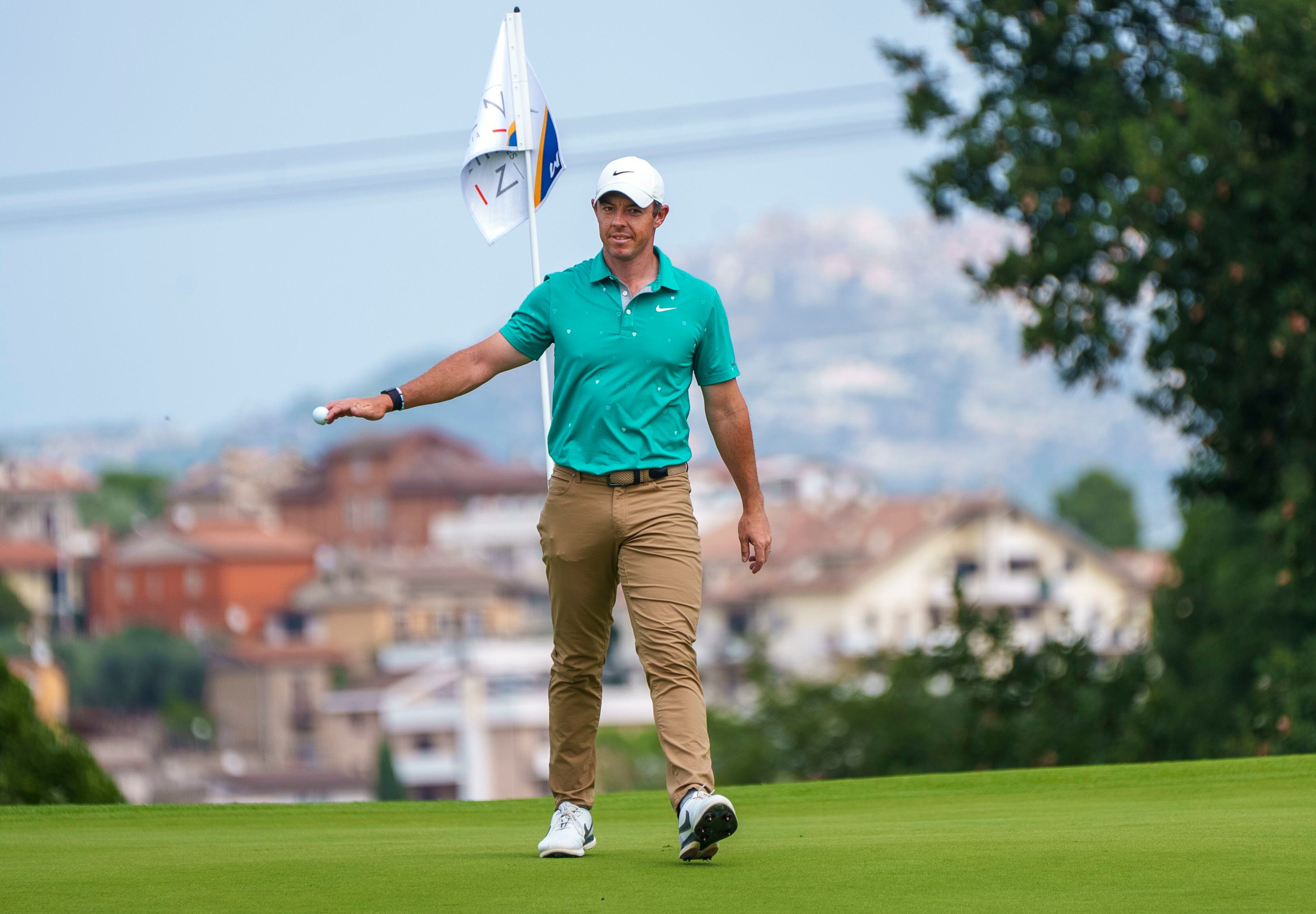 McIlroy Shines At Italian Open on 2023 Ryder Cup Course - Bloomberg