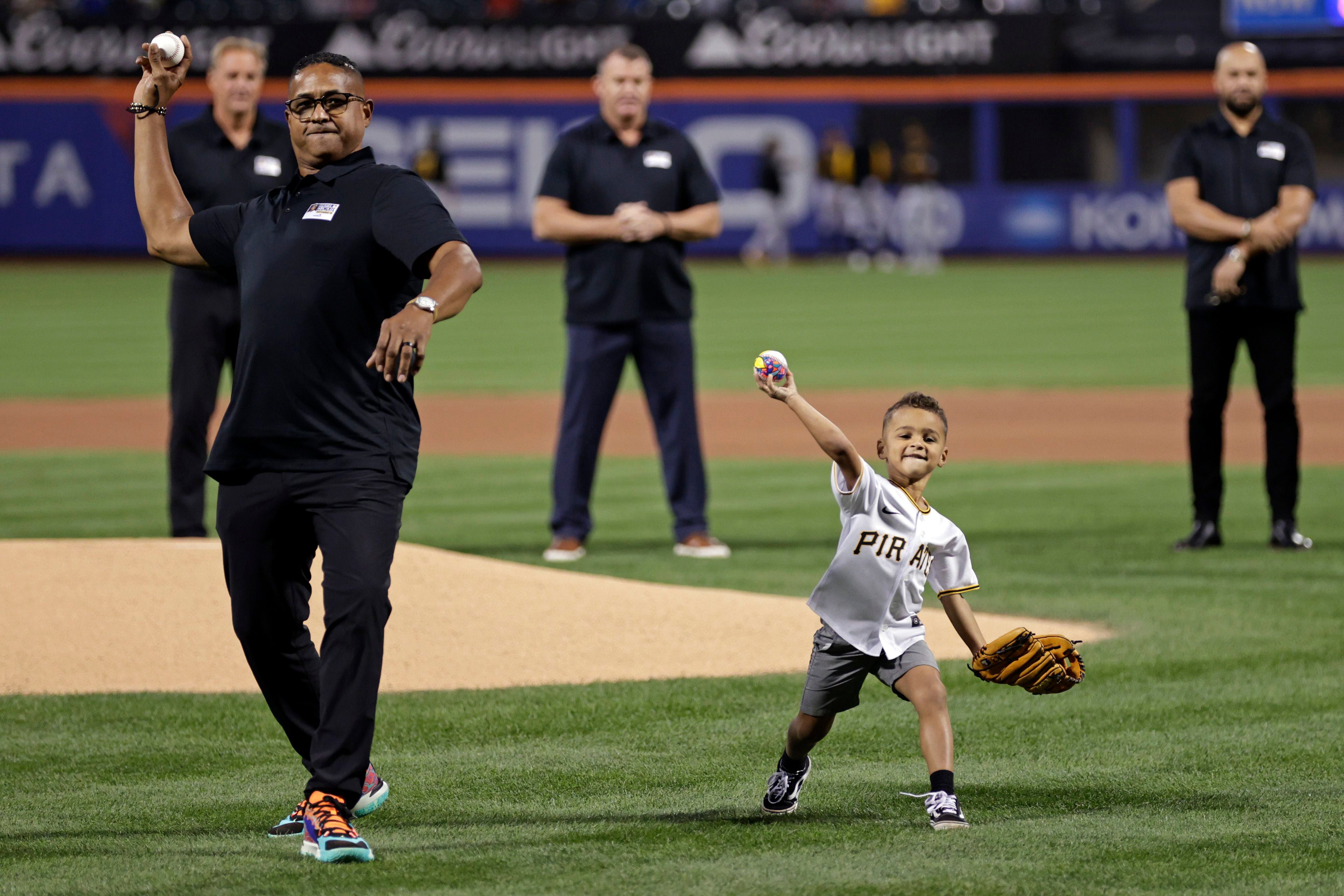 MLB® The Show™ - MLB® The Show™ 22 Celebrates Roberto Clemente Day!