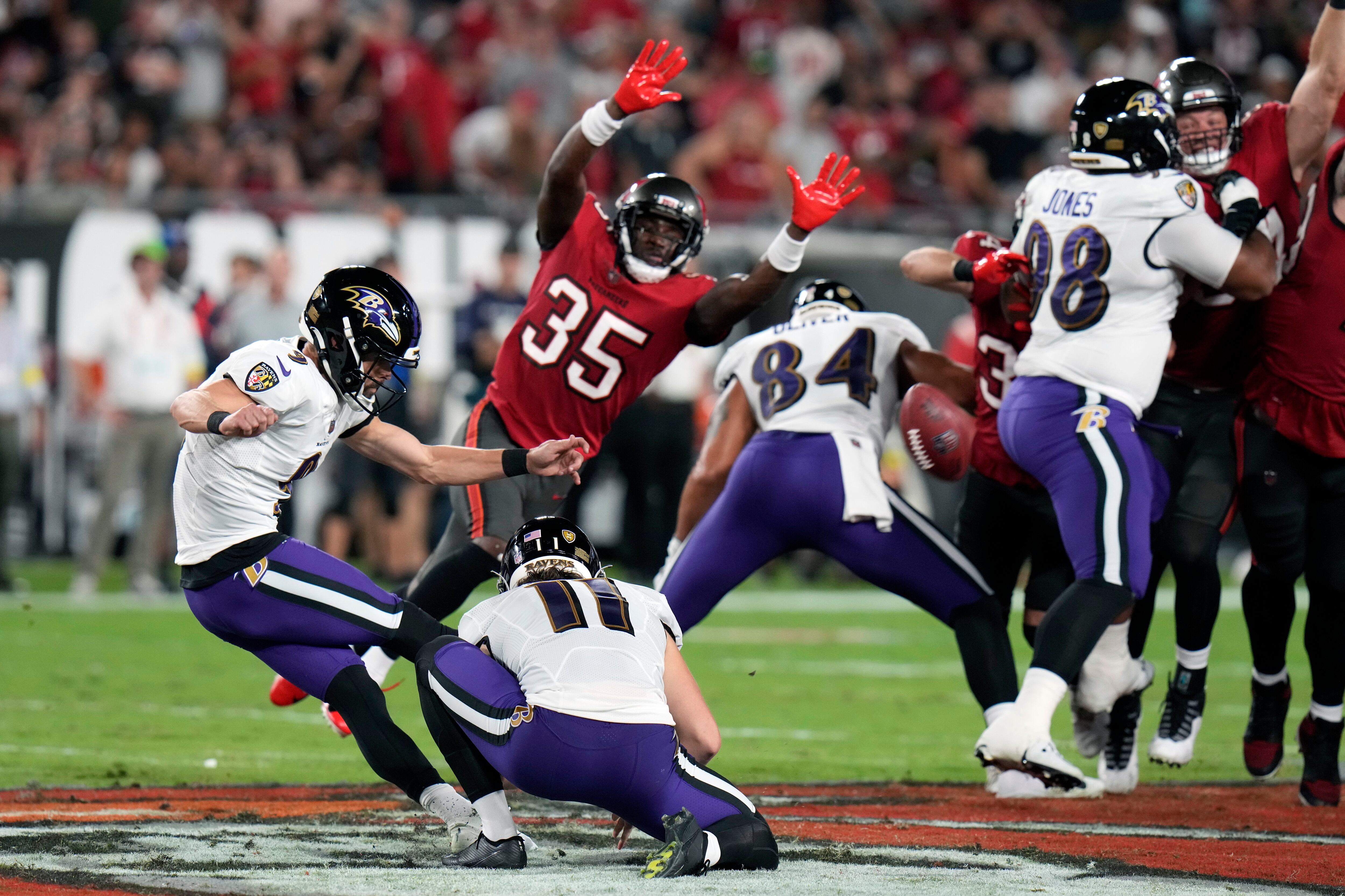 Jackson shines, Ravens beat Brady, struggling Bucs