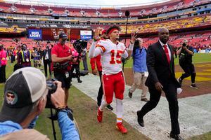 Mahomes, Chiefs bounce back to beat Washington 31-13