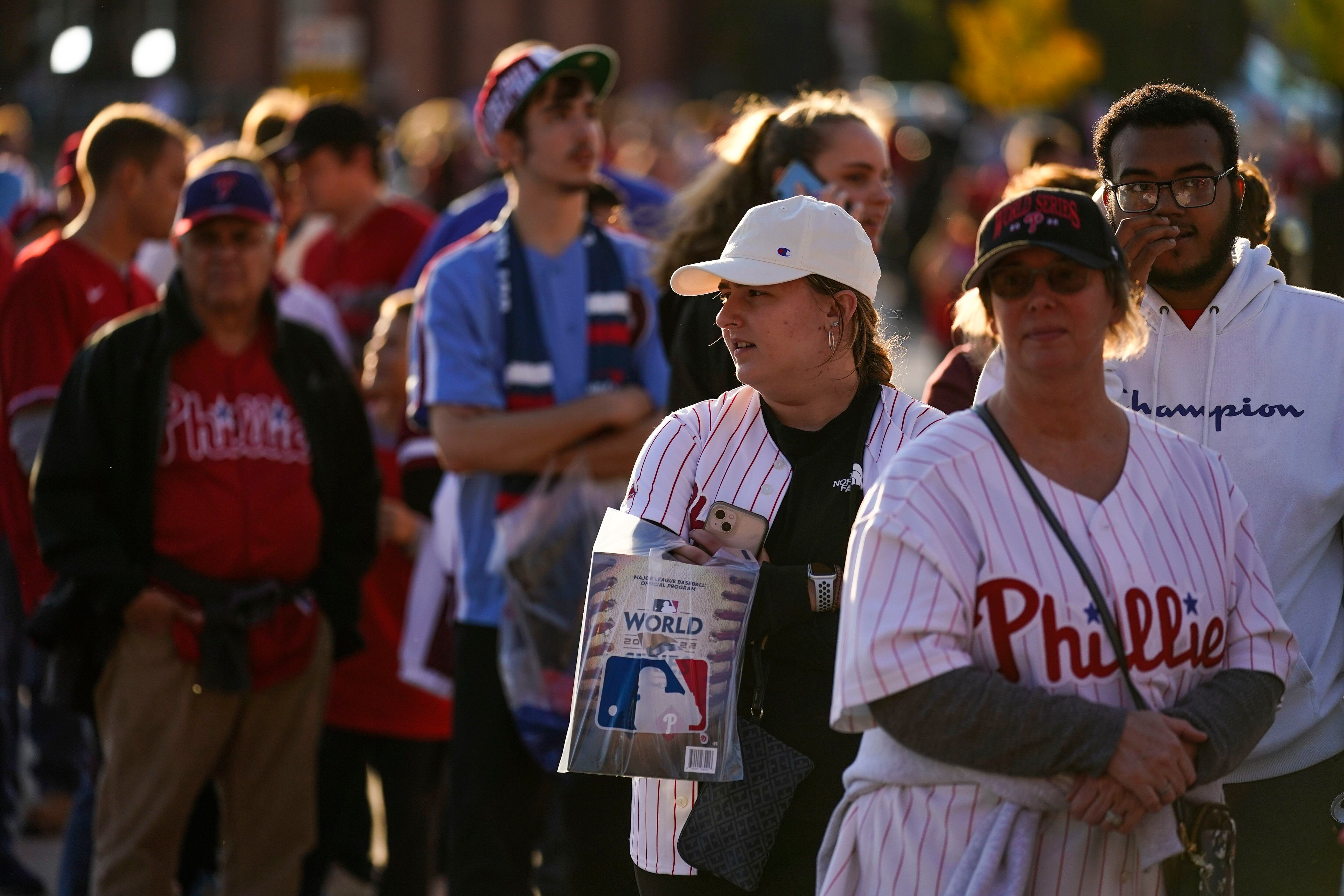 Philly Vs. Houston: Fans to Watch Rare World Series-NFL Double Dip