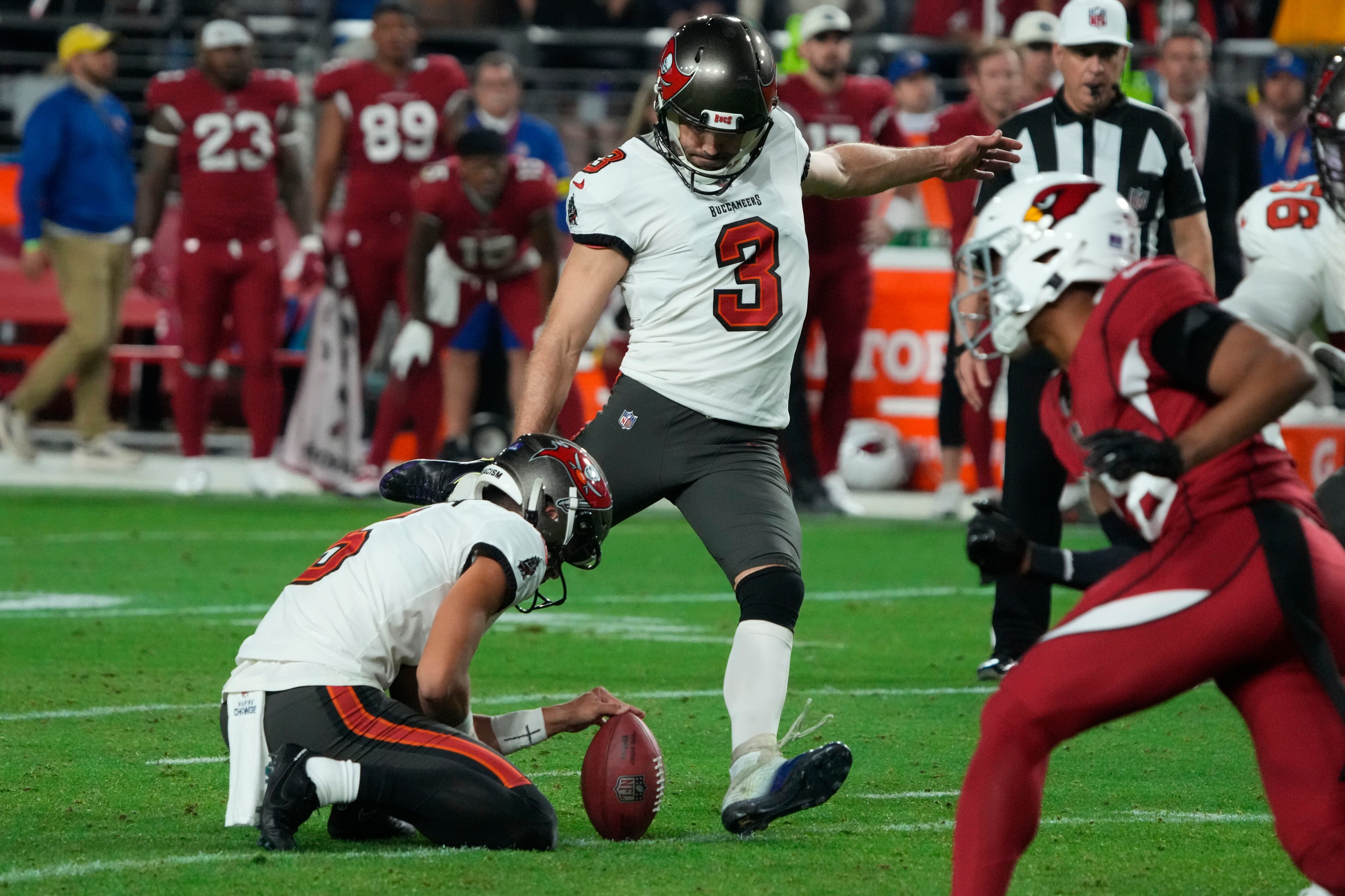 Tampa Bay Buccaneers 19-16 Arizona Cardinals: Tom Brady's Bucs