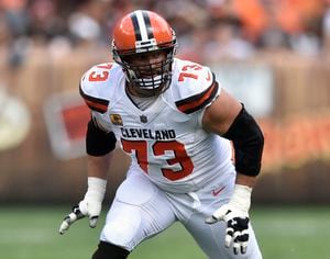 Browns tackle Joe Thomas was an iron man, Cleveland's own on his NFL  journey to the Hall of Fame