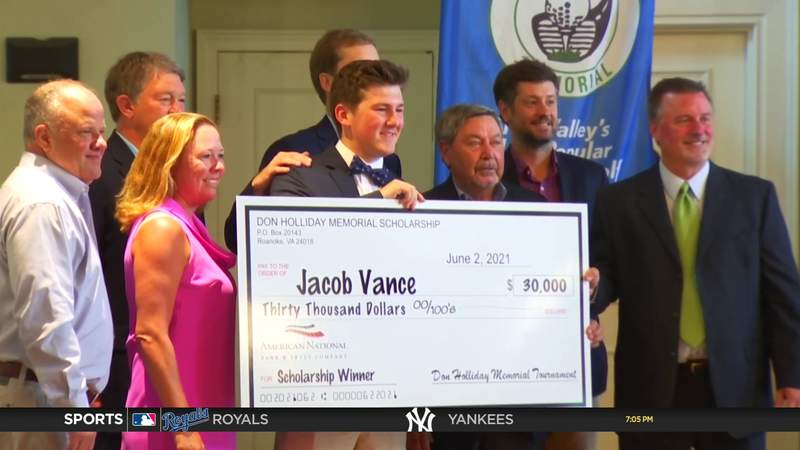 Jacob Vance receives Don Holliday Memorial Scholarship