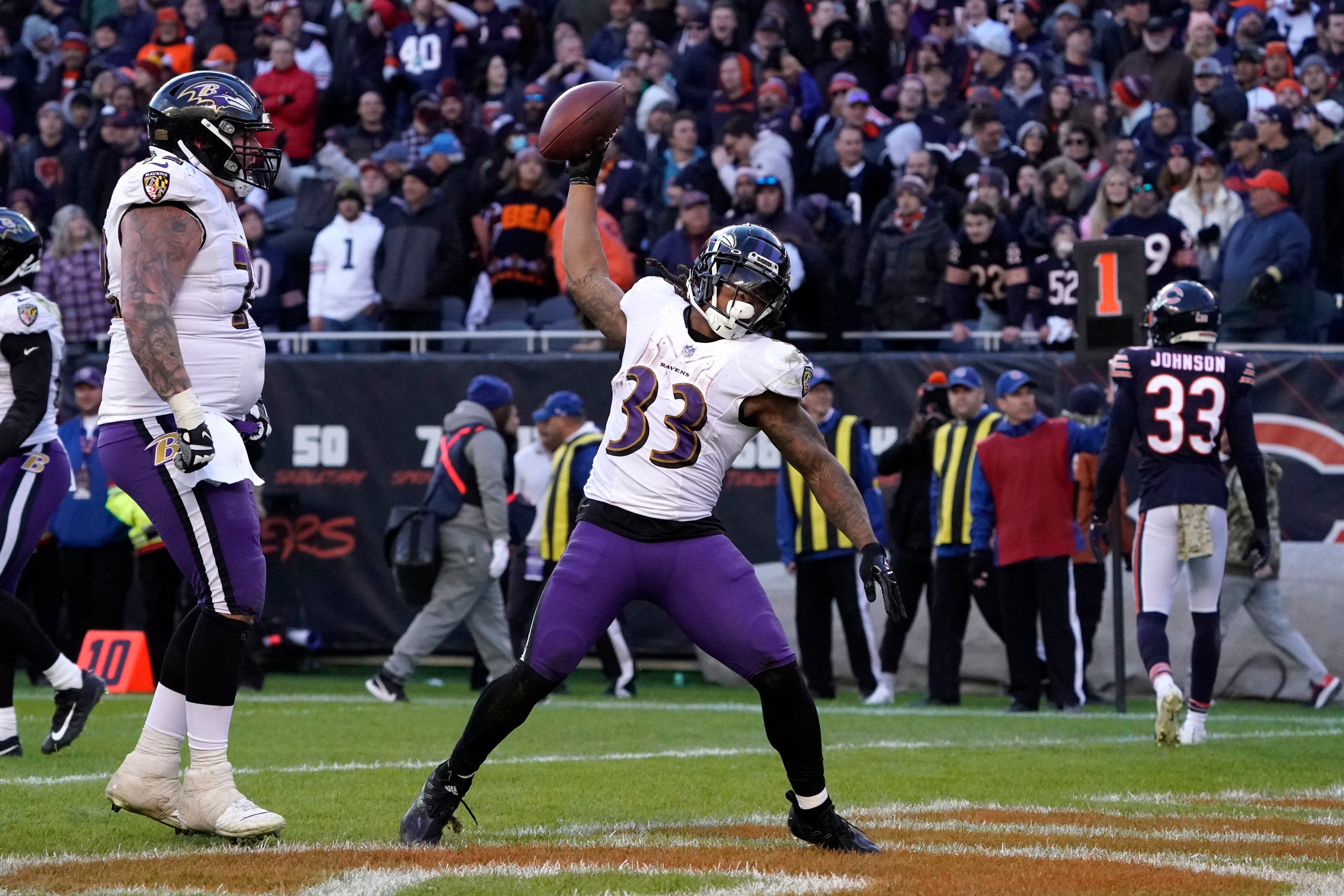 Ravens QB Lamar Jackson (illness) out vs. Bears; Tyler Huntley to make  first career start