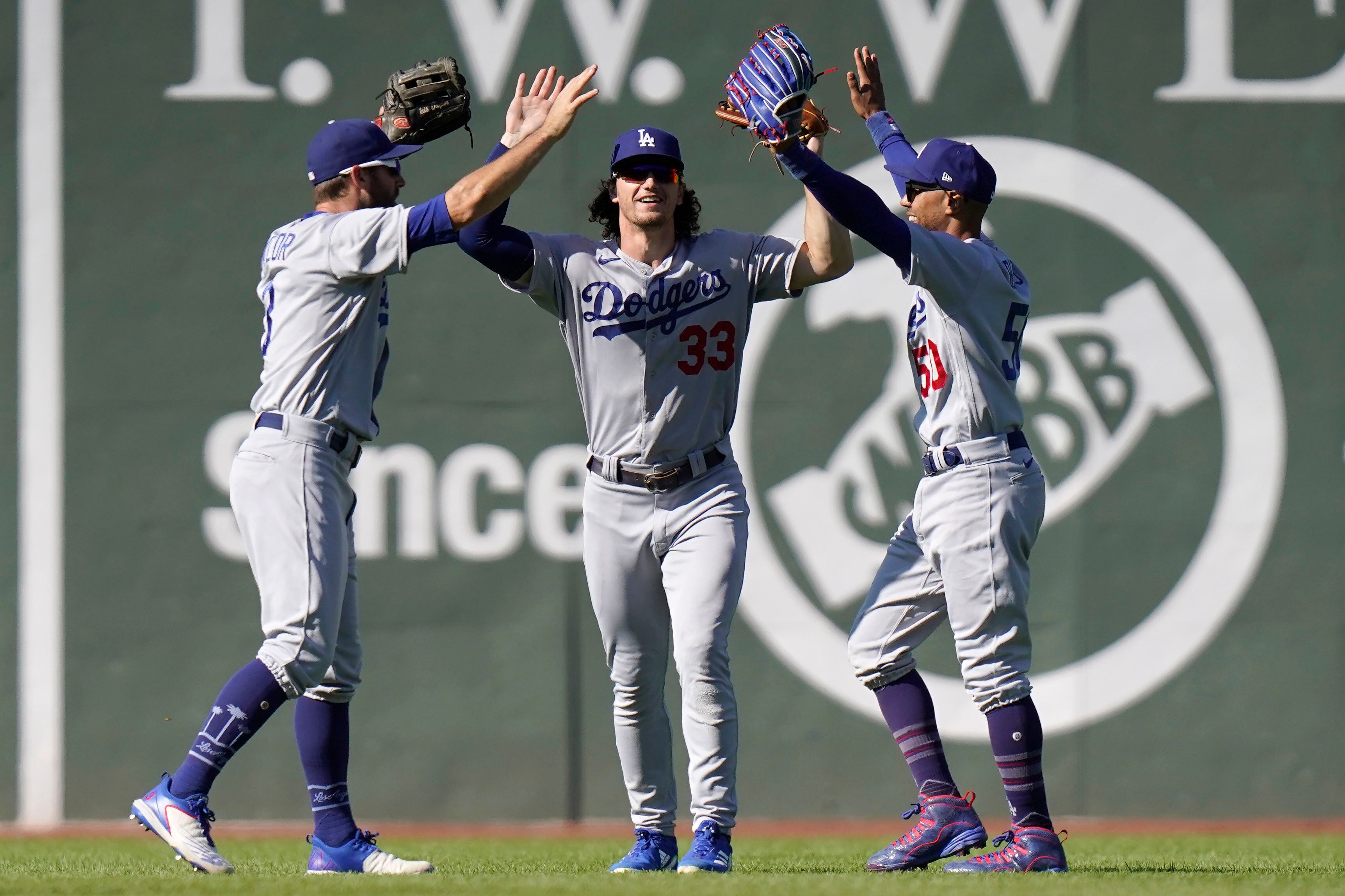 Los Angeles Dodgers on X: That's a new career-high, 200 hits for Freddie  Freeman!  / X