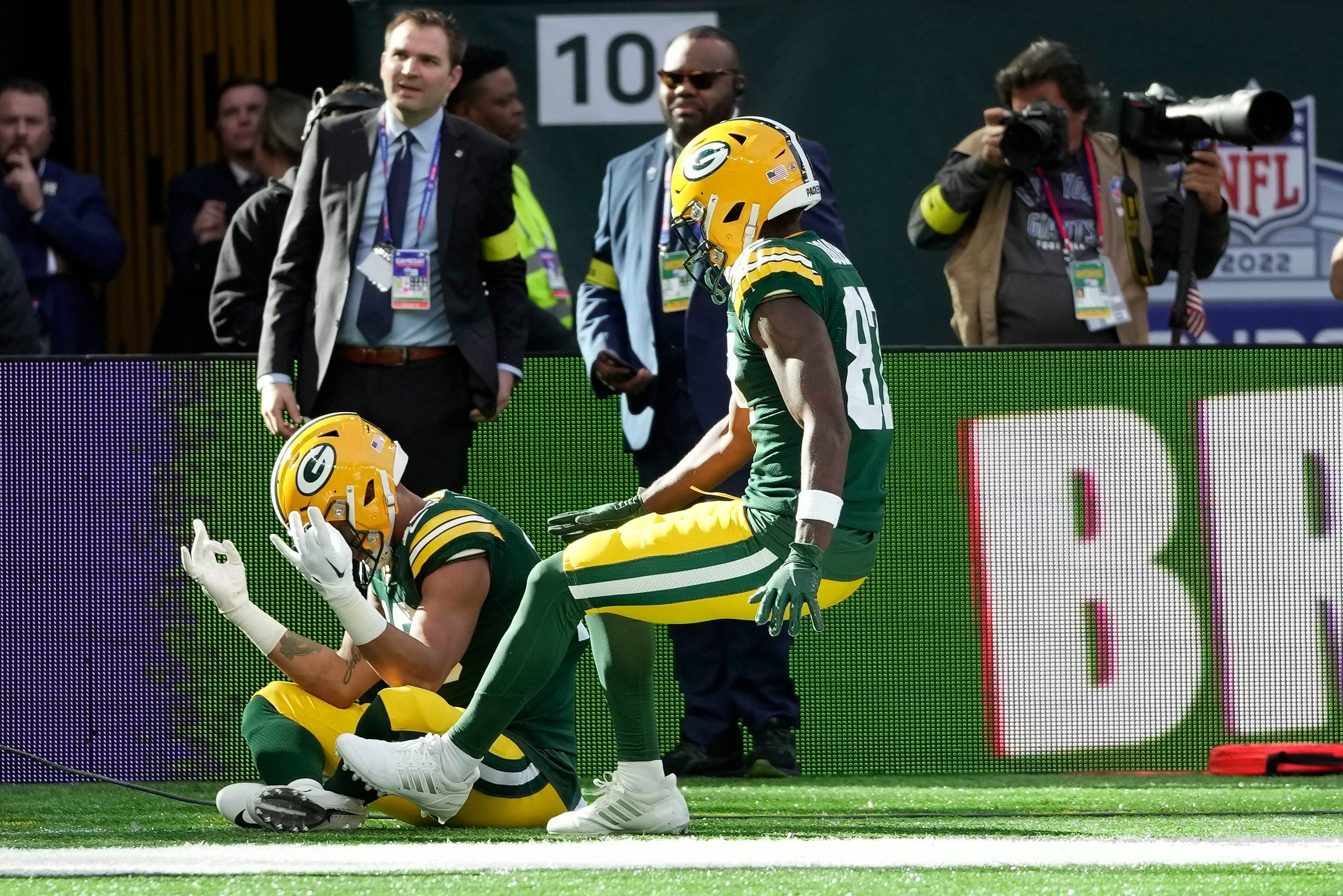 New York Giants running back Gary Brightwell (23) runs up the field during  an NFL football game against the Green Bay Packers at Tottenham Hotspur  Stadium in London, Sunday, Oct. 9, 2022.