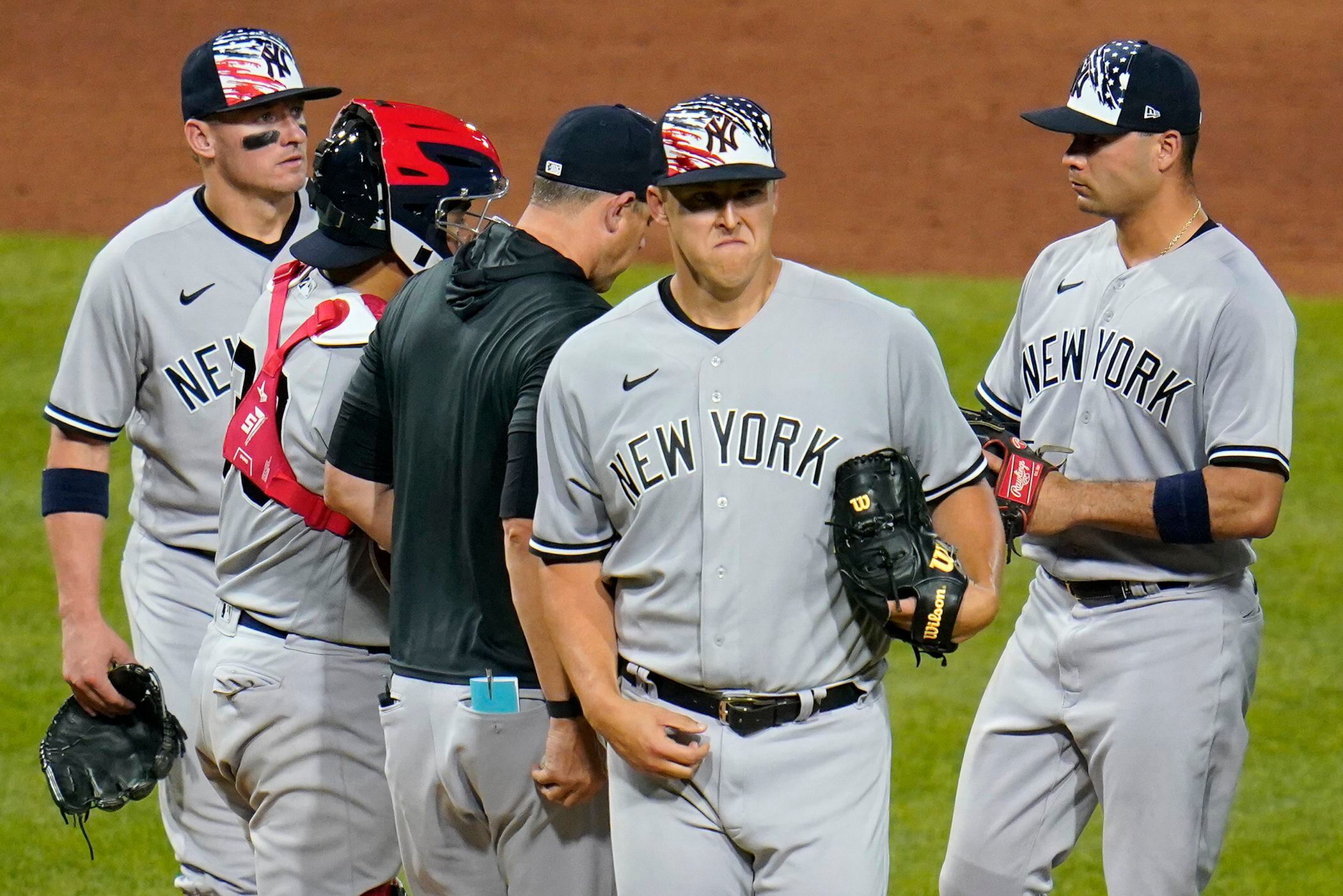 Aaron Judge fired a laser throw to turn a crucial double play