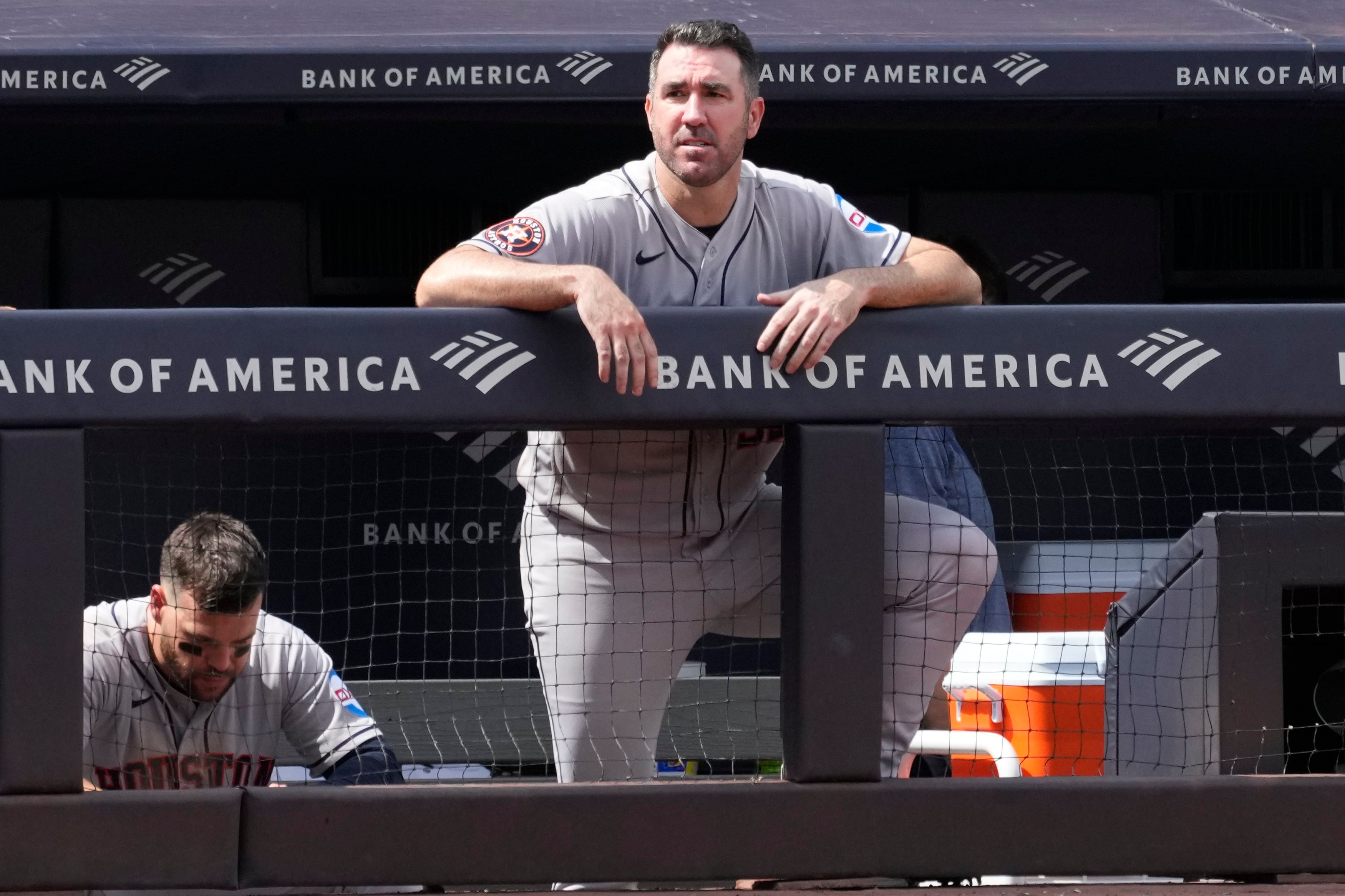 Justin Verlander pitches 7 innings to start second stint with Astros but  loses 3-1 to the Yankees