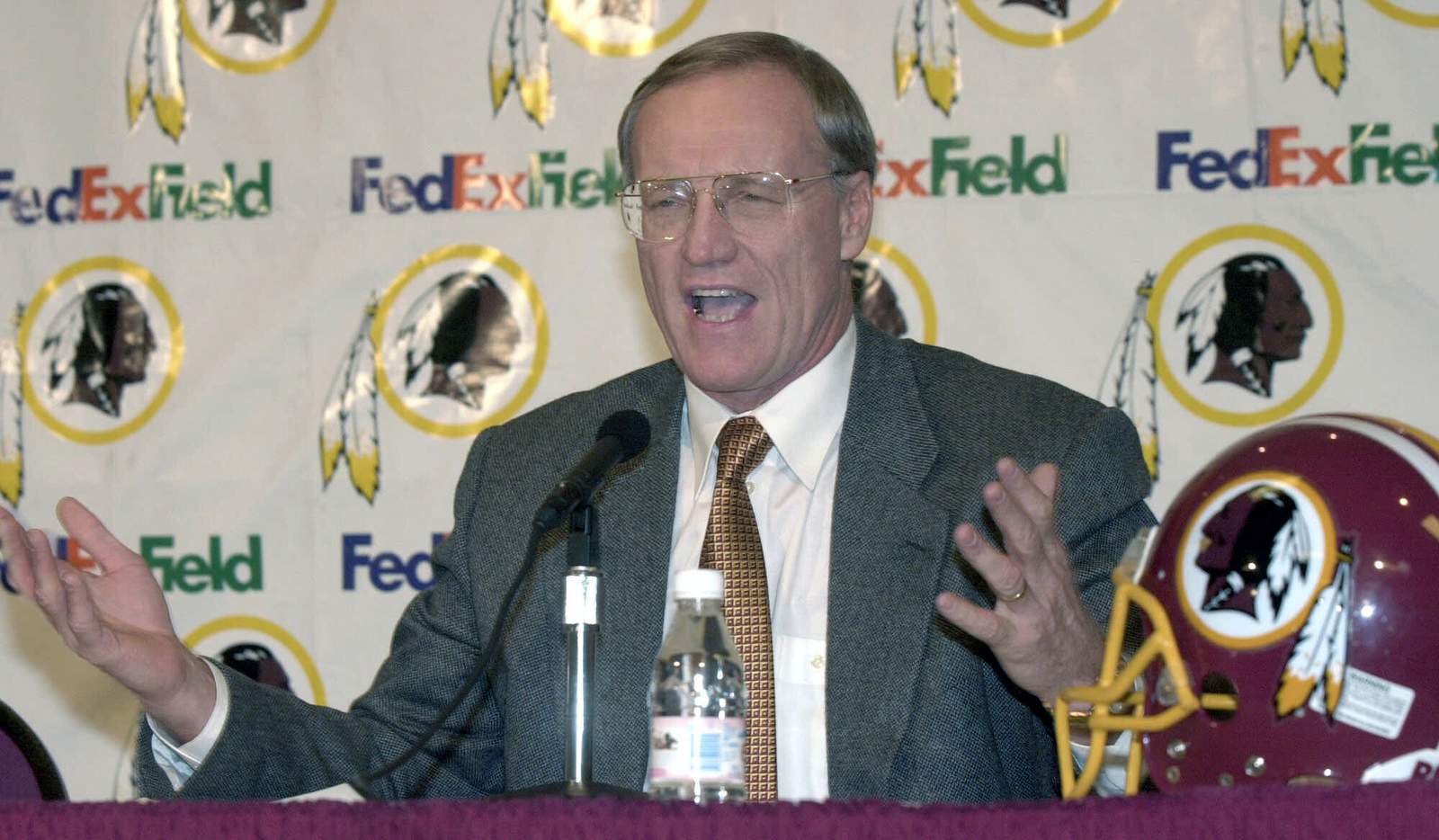Former Washington Football Team coach Marty Schottenheimer dies at 77