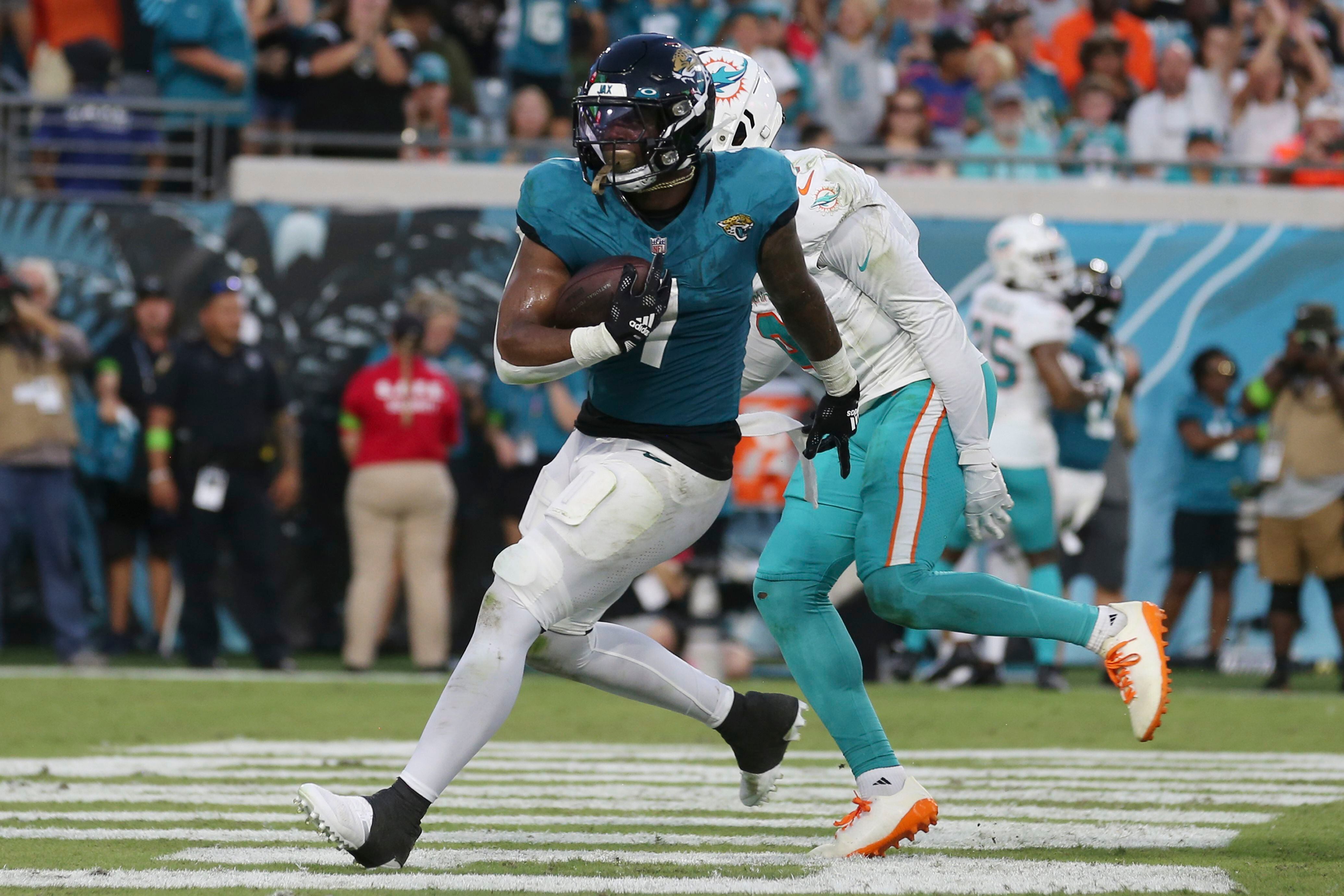 Jacksonville Jaguars linebacker Yasir Abdullah (56) is seen during the first  half of an NFL football