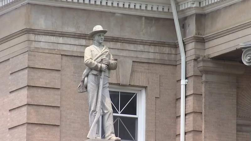 Judge rules Confederate monument be removed from outside Roanoke County courthouse