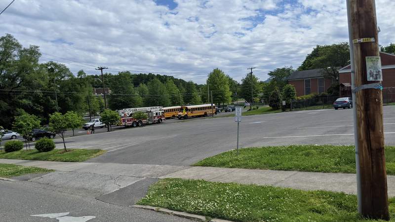 Roanoke police investigating hit-and-run crash involving a school bus near Patrick Henry High School