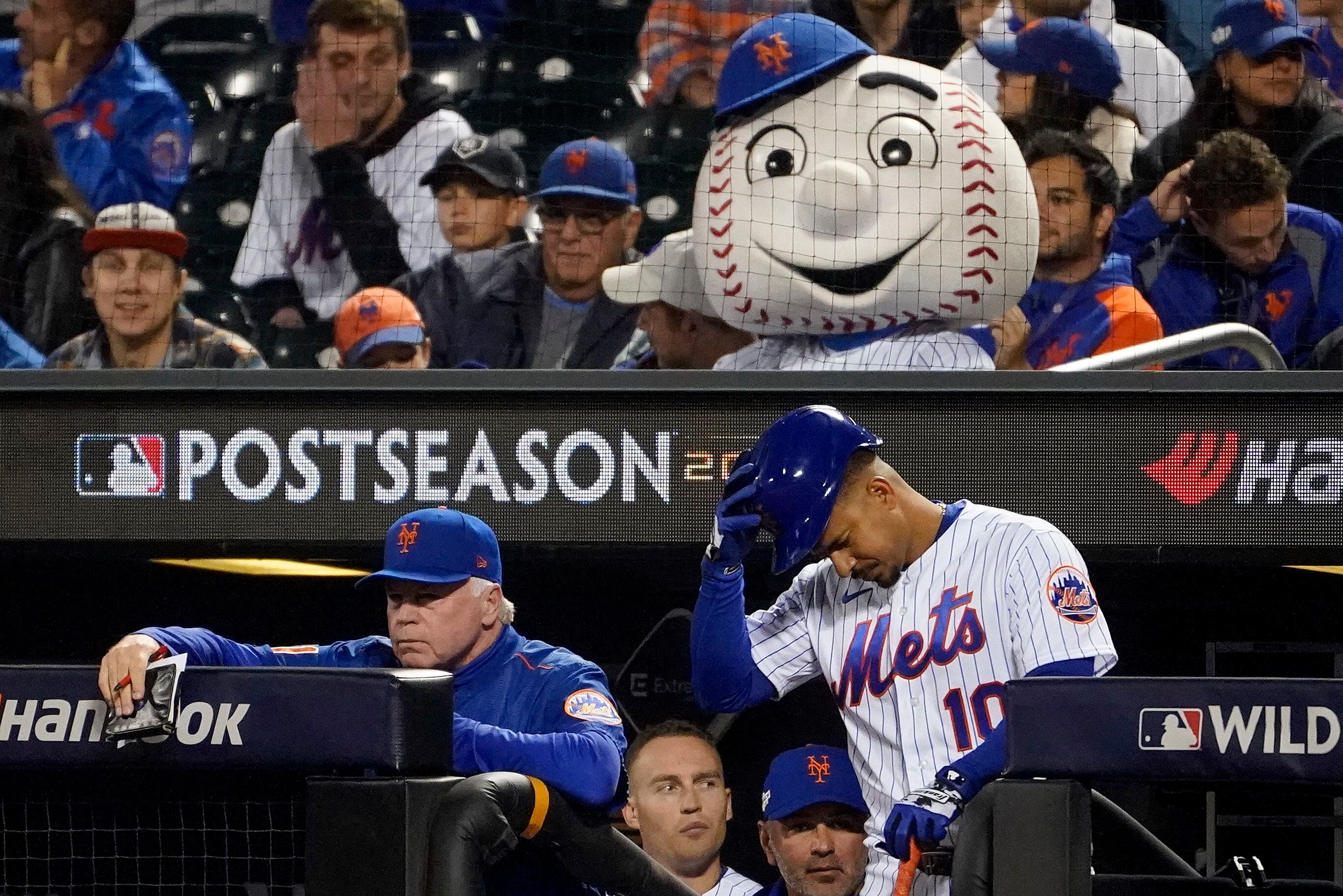 Pete Alonso's wife Haley celebrates Mets clinching playoff berth