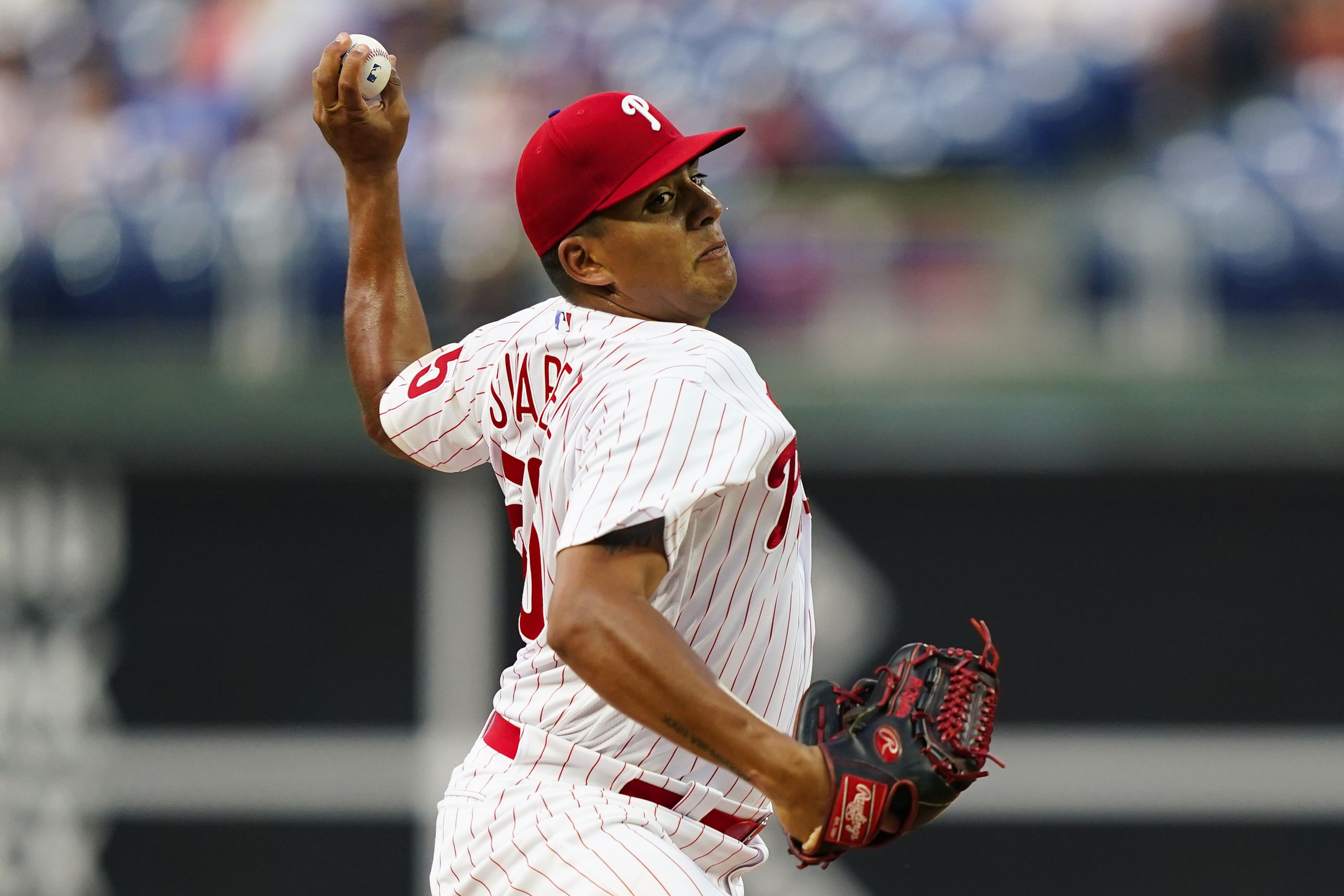 Jean Segura's RBI single gives Phillies 3-2 win over Braves in 10