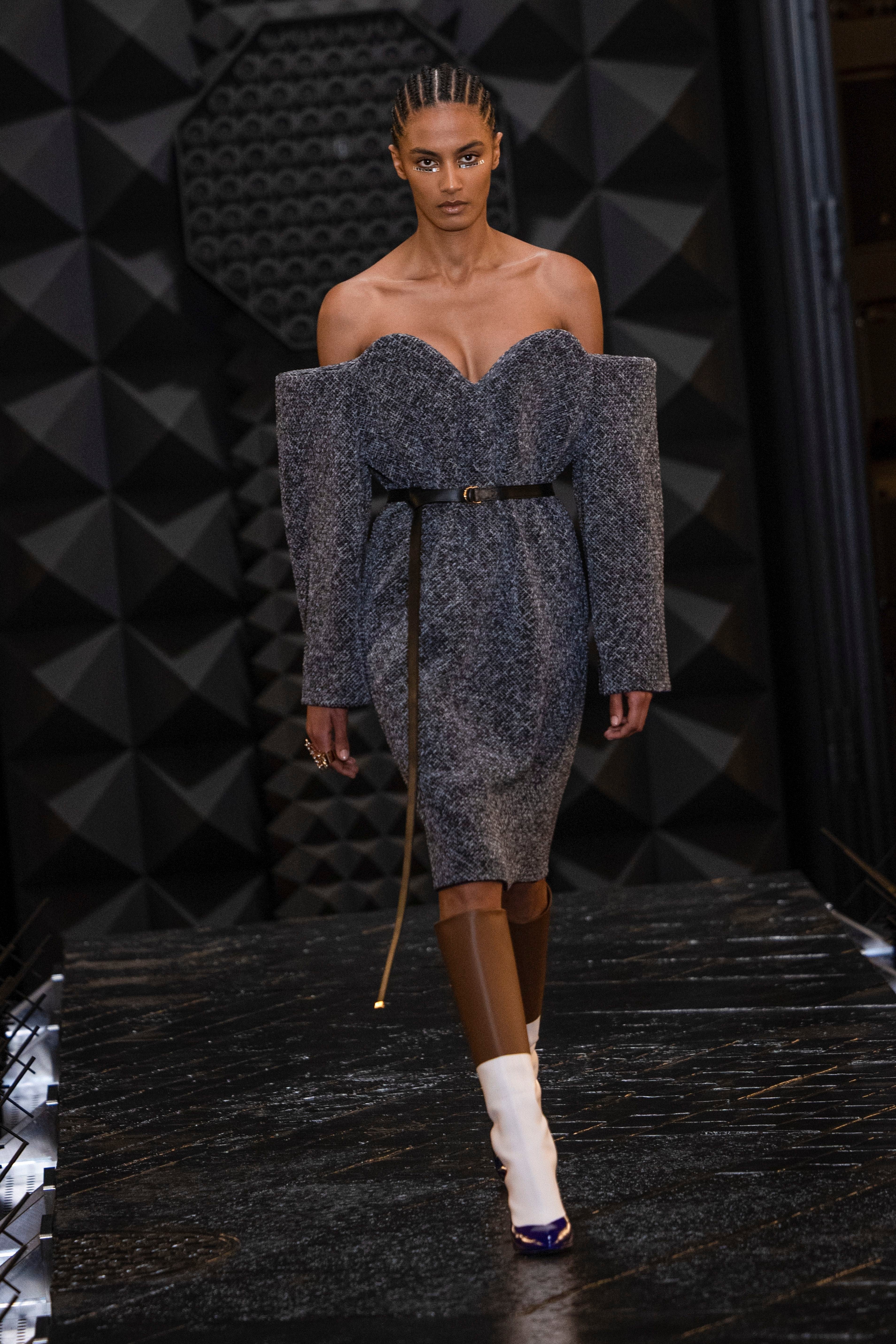 Lea Seydoux attends the Louis Vuitton Womenswear FW 2023-24 show during  Paris Fashion Week in