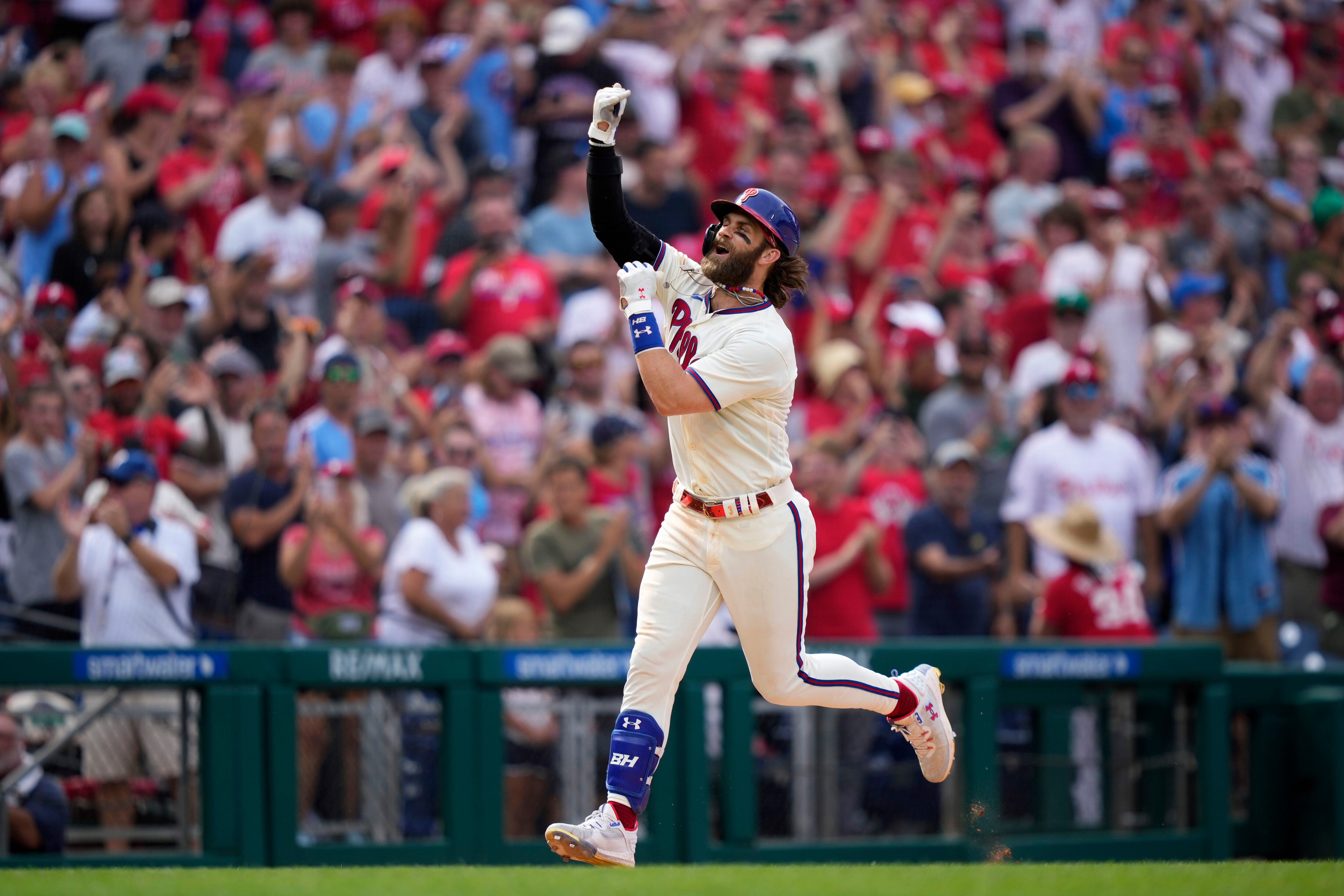 Bryce Harper becomes 12th active player to hit at least 300 home runs