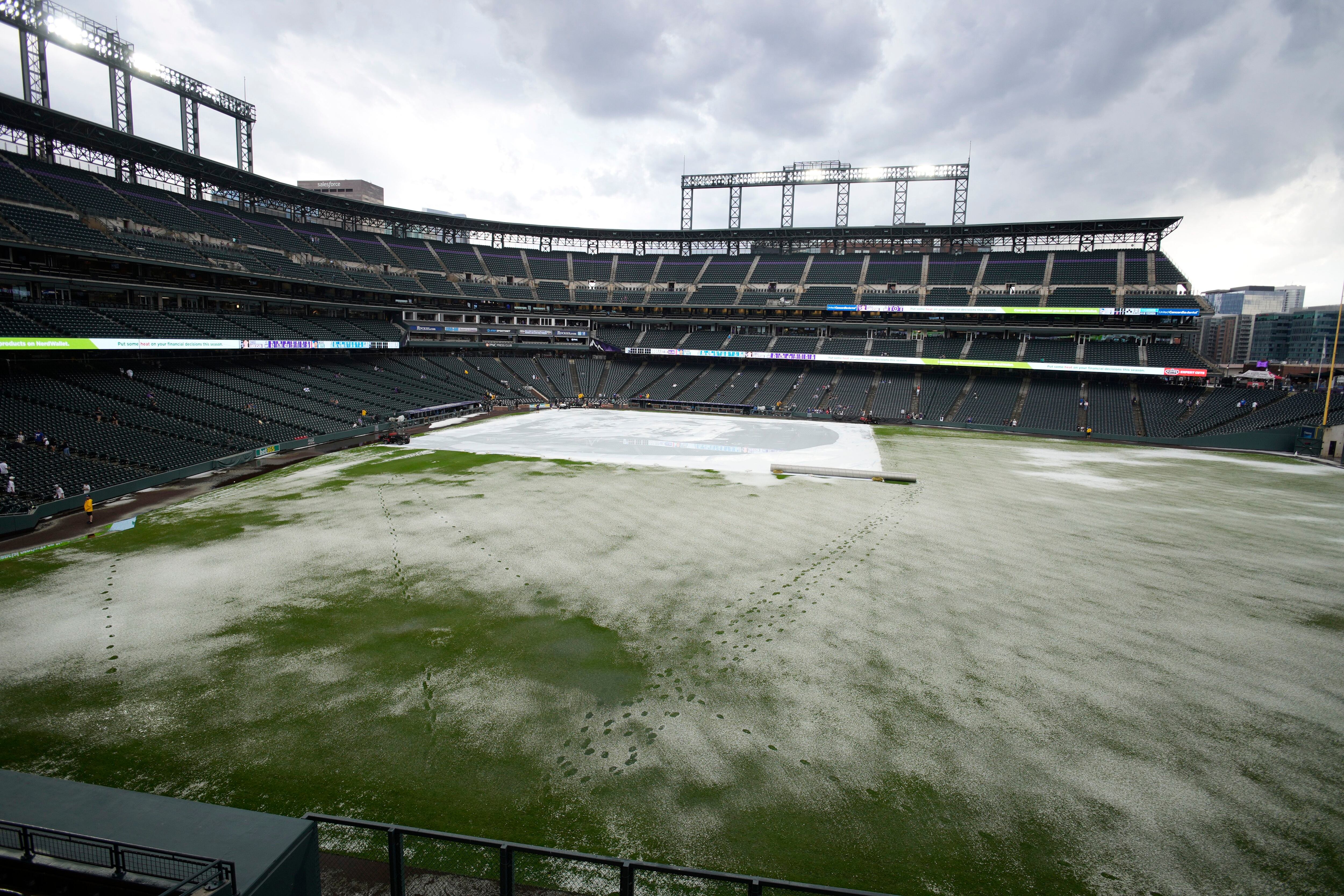 Rockies' Dugout Completely Buried in Hail Before Game vs. Dodgers